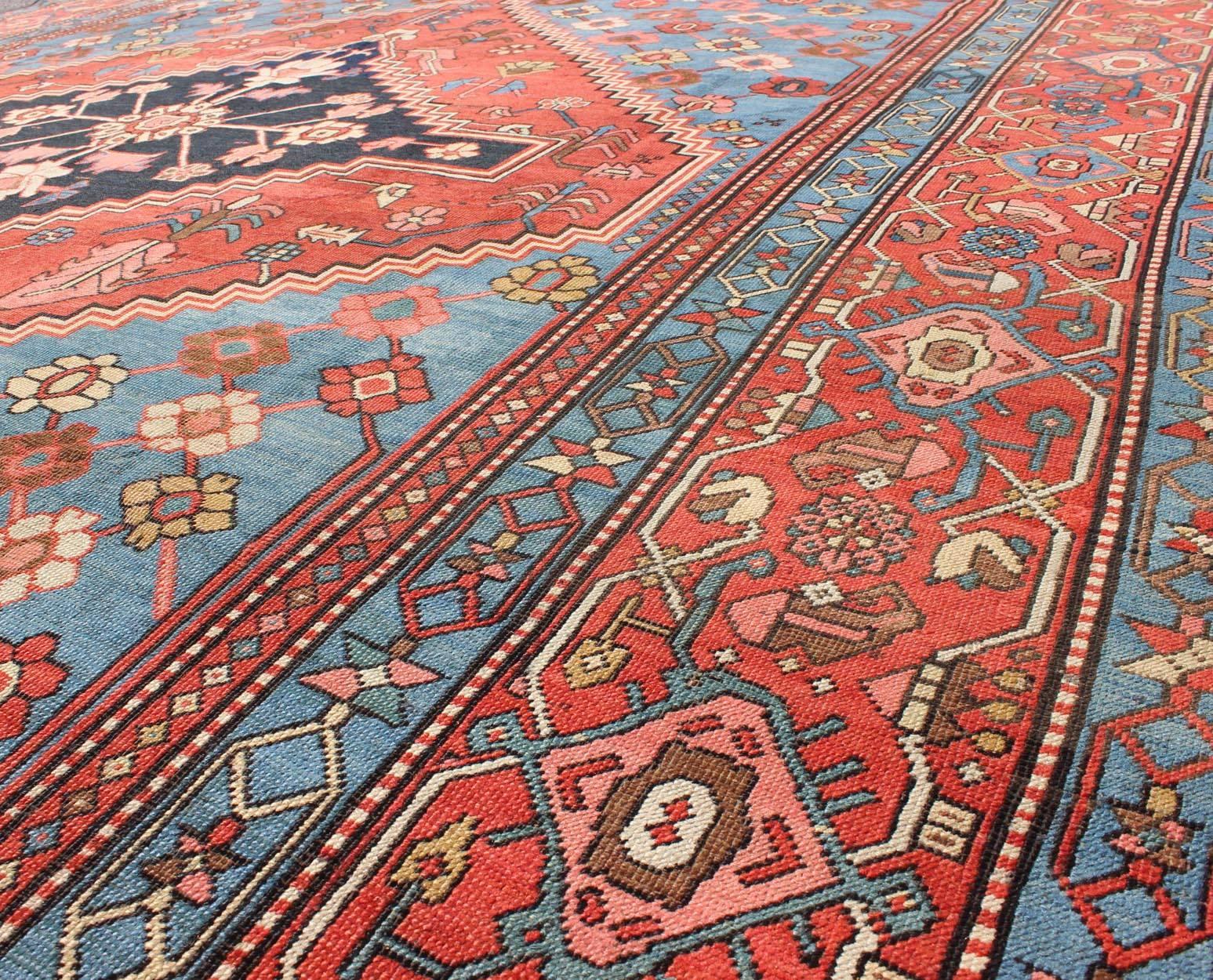 Antique Persian Bakhshaish Carpet with a Unique Geometric Medallion and Design In Good Condition For Sale In Atlanta, GA