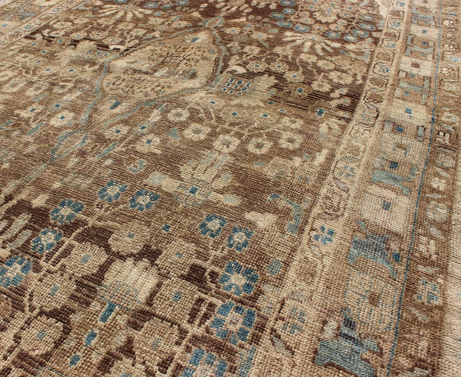 Persian Mahal Rug with Brown and Blue In Good Condition In Atlanta, GA