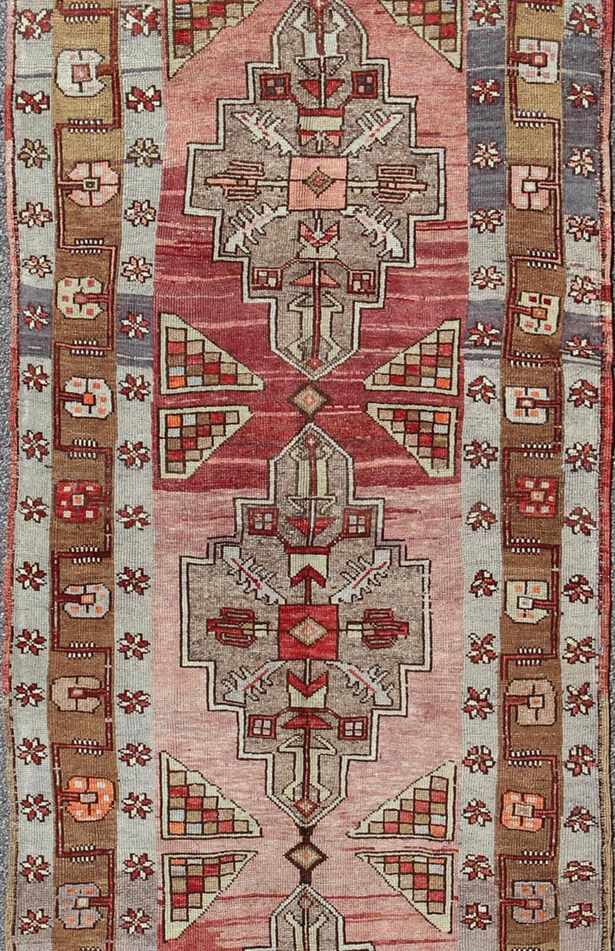 Vintage Turkish Oushak Long Runner with Rose and Pink In Excellent Condition For Sale In Atlanta, GA