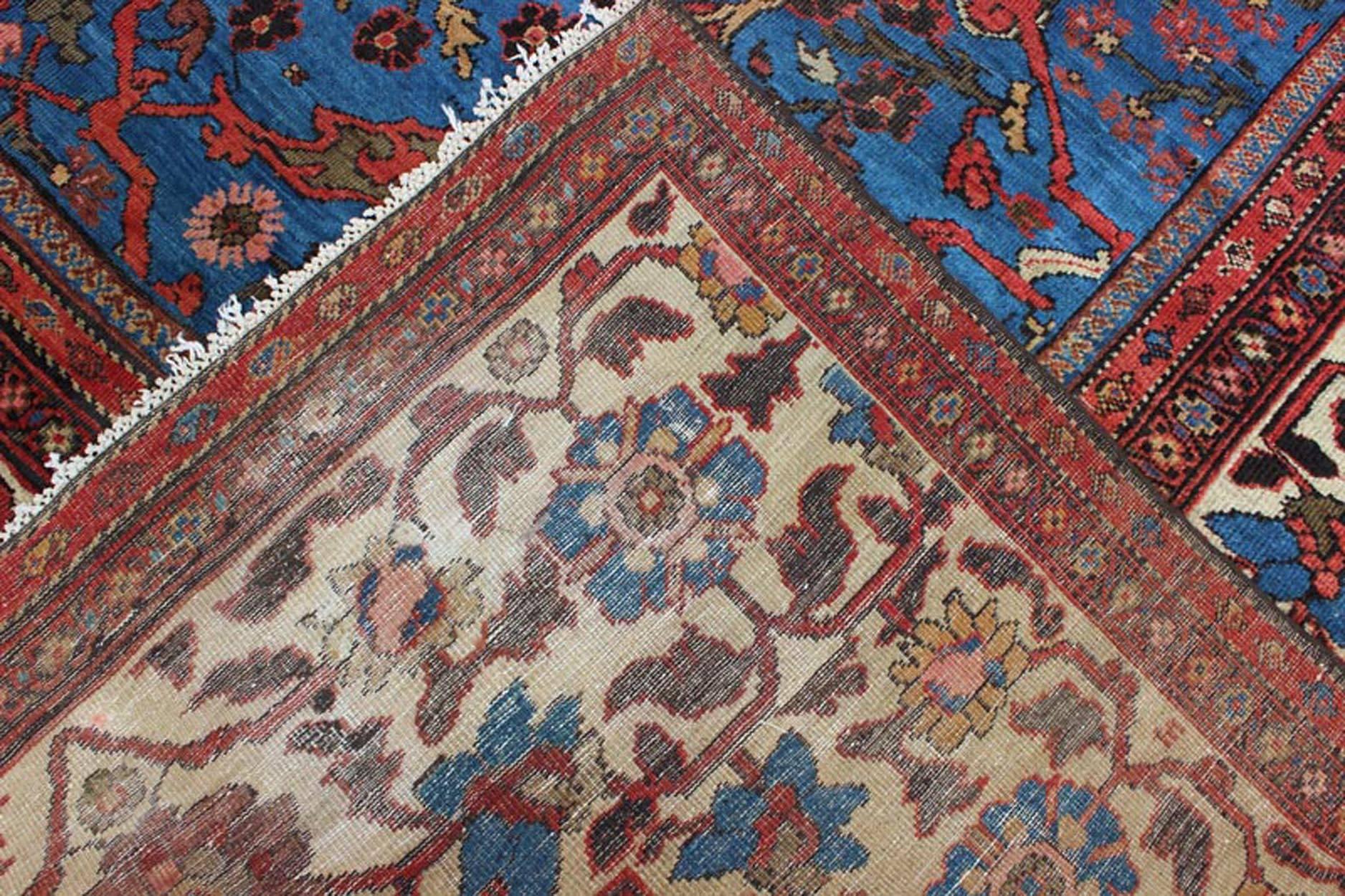 Amazing Antique Persian Sultanabad Rug in a Unique Persian Blue Background For Sale 5