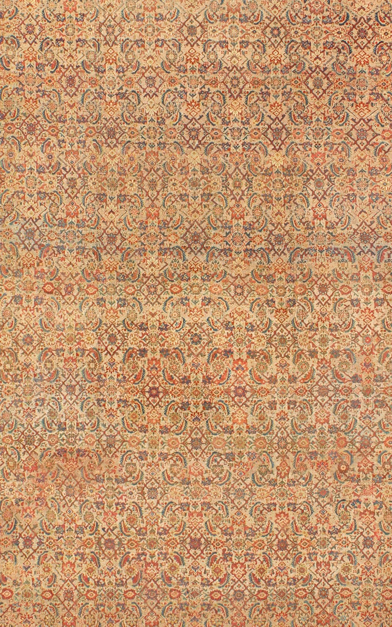 Grandiose Antique Persian Sultanabad Rug in Tan Background, Rust Red, Green In Good Condition For Sale In Atlanta, GA
