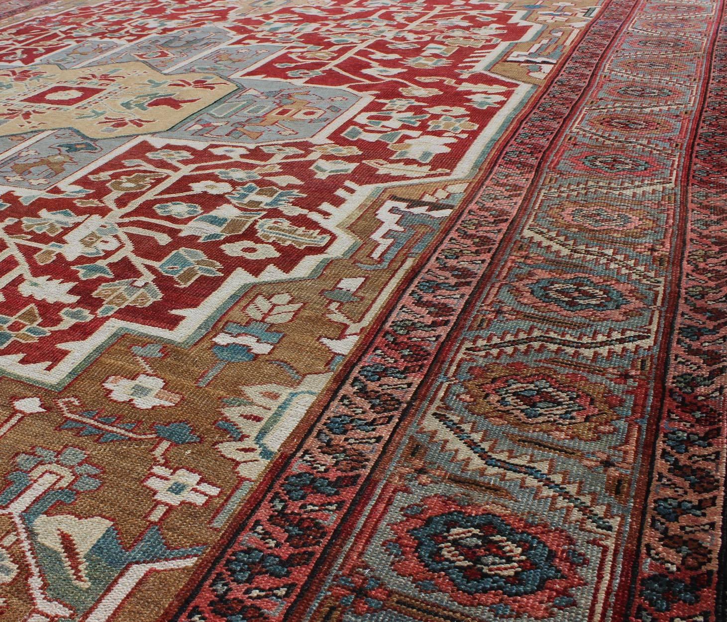 Antique Persian Serapi/Bakhshaiesh Rug in Brick Red, Light Blue & Camel Colors In Good Condition In Atlanta, GA