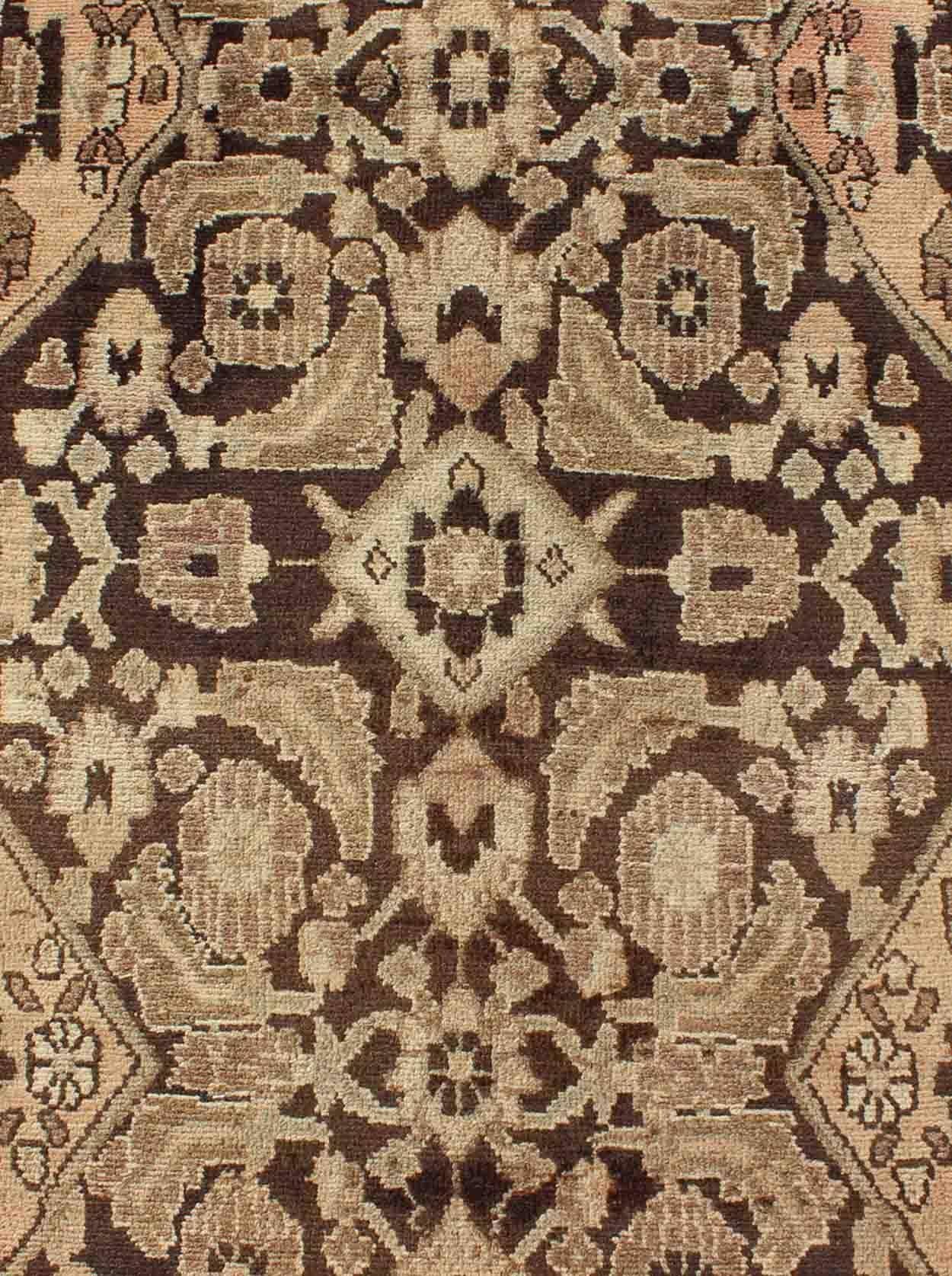 Vintage Hamedan with Intricate Flowers and Vines in Earth Tones In Excellent Condition For Sale In Atlanta, GA