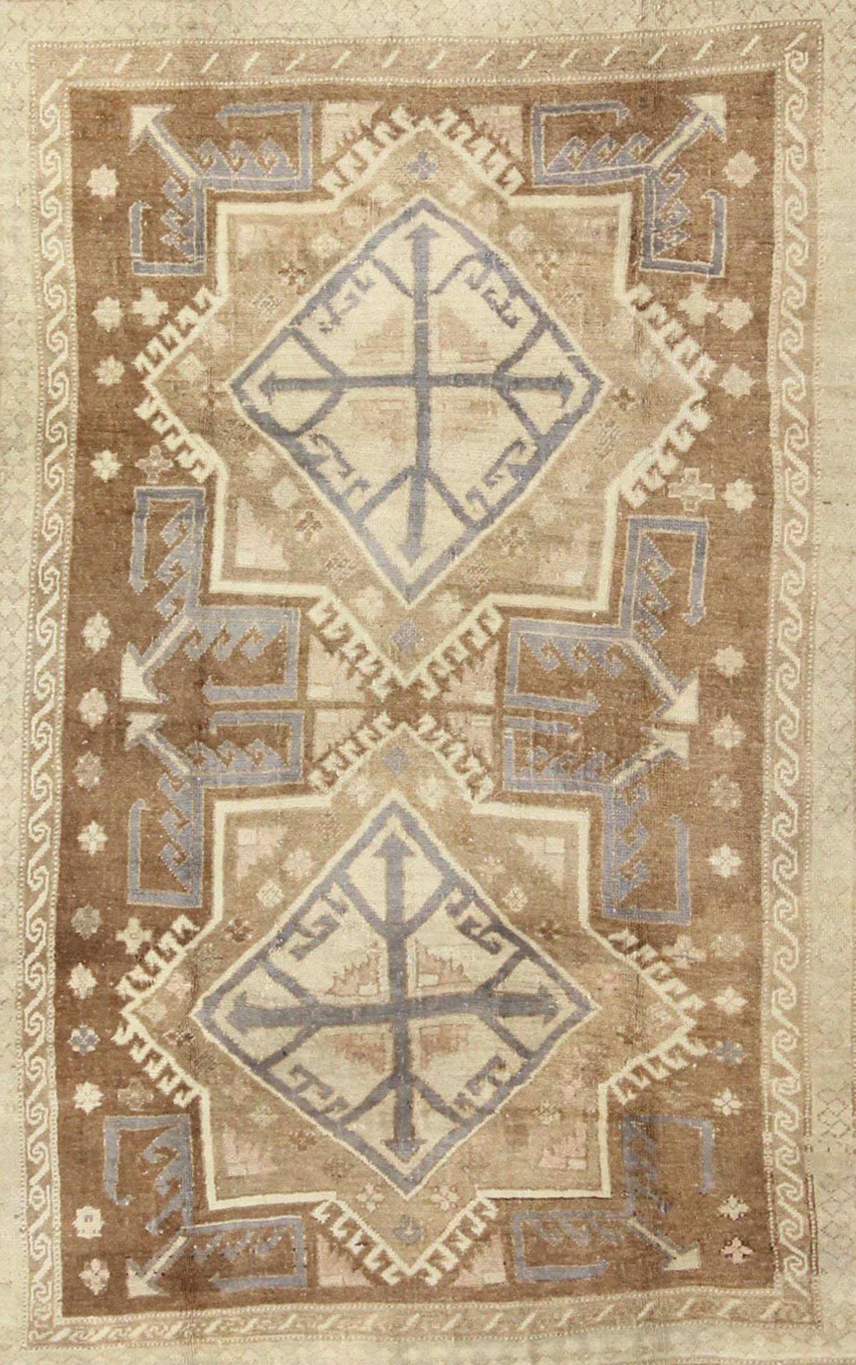 Vintage Turkish Oushak in Light Brown, Camel, Blue/Lavender and Cream In Excellent Condition For Sale In Atlanta, GA