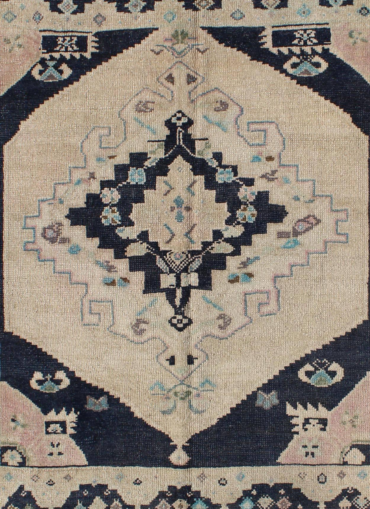 Hand-Knotted Vintage Hand Knotted Turkish Oushak Rug with Central Medallion in Cream and Blue For Sale