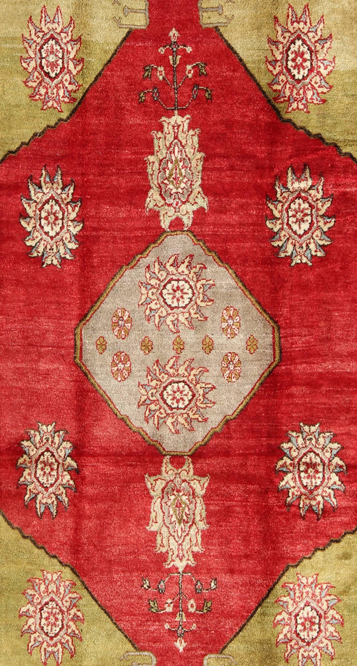 Oushak Turkish Konya Rug With Medallion in Red, Lime Green, Gray, Yellow, and Ivory  For Sale