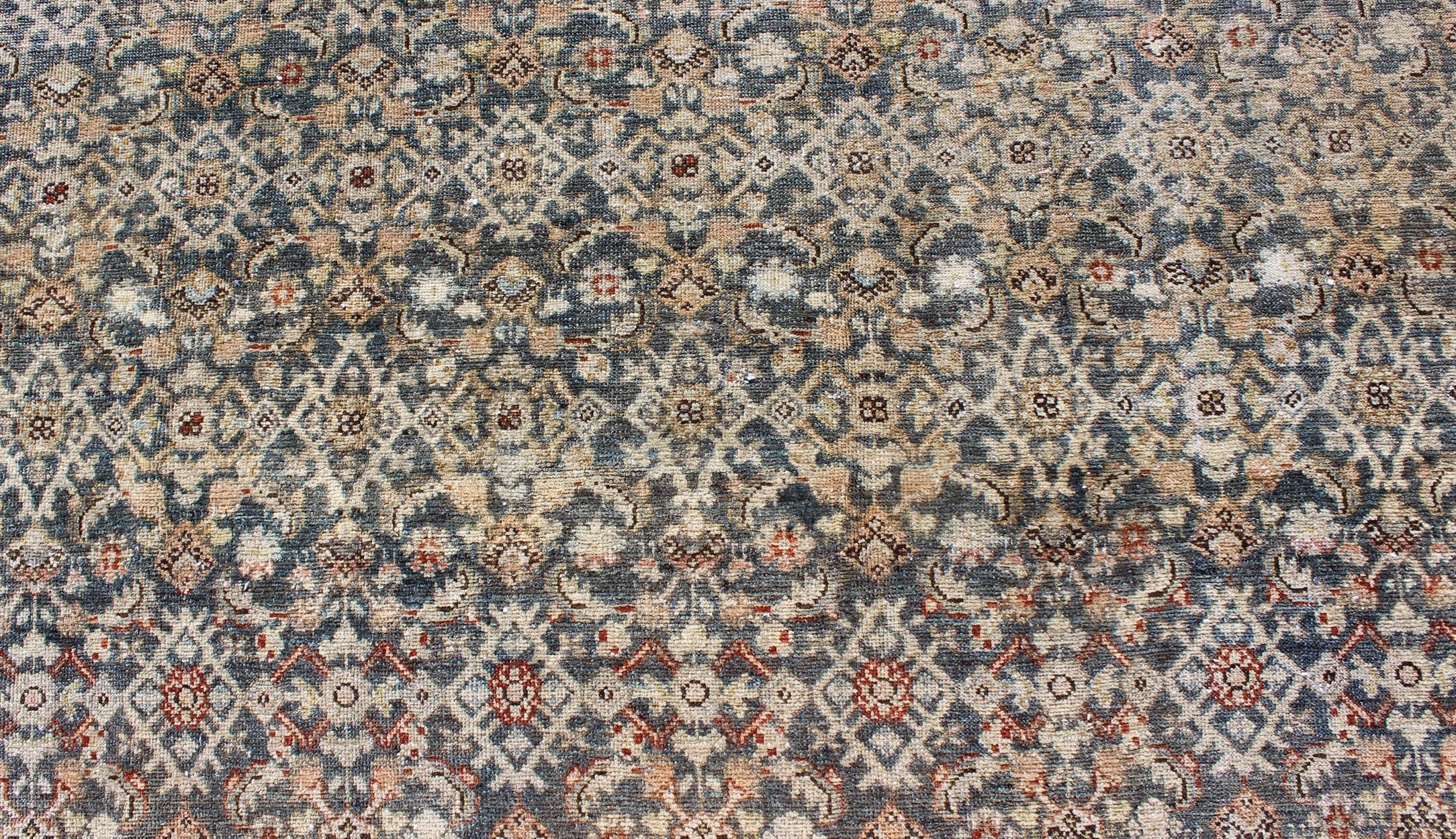 Tapis persan ancien Malayer avec un design exquis en bleu, gris, sarcelle et ivoire en vente 1