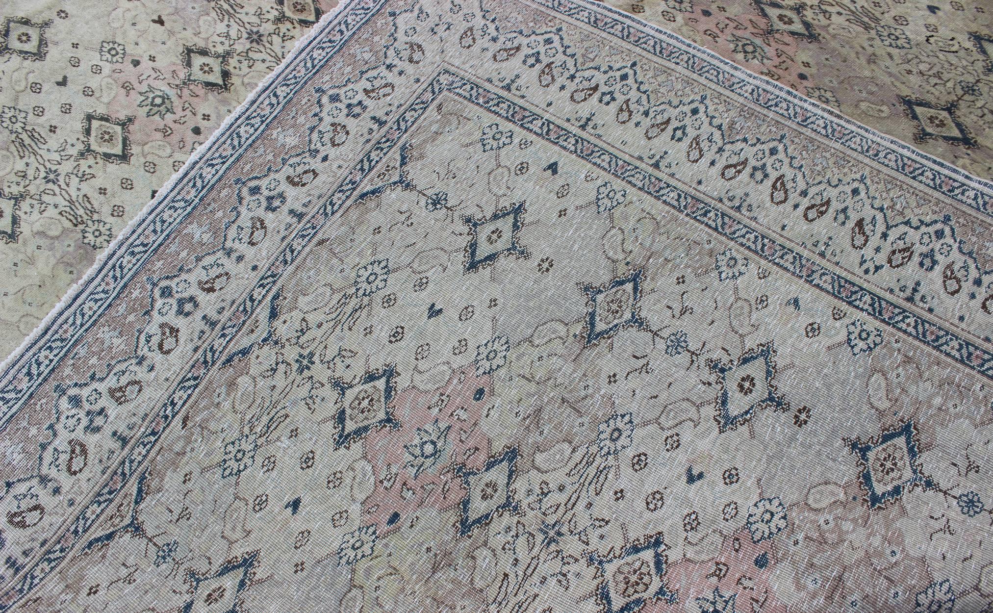 Wool Large Turkish Sivas Rug with Repeating Diamond Motifs Set on Ivory Ground For Sale