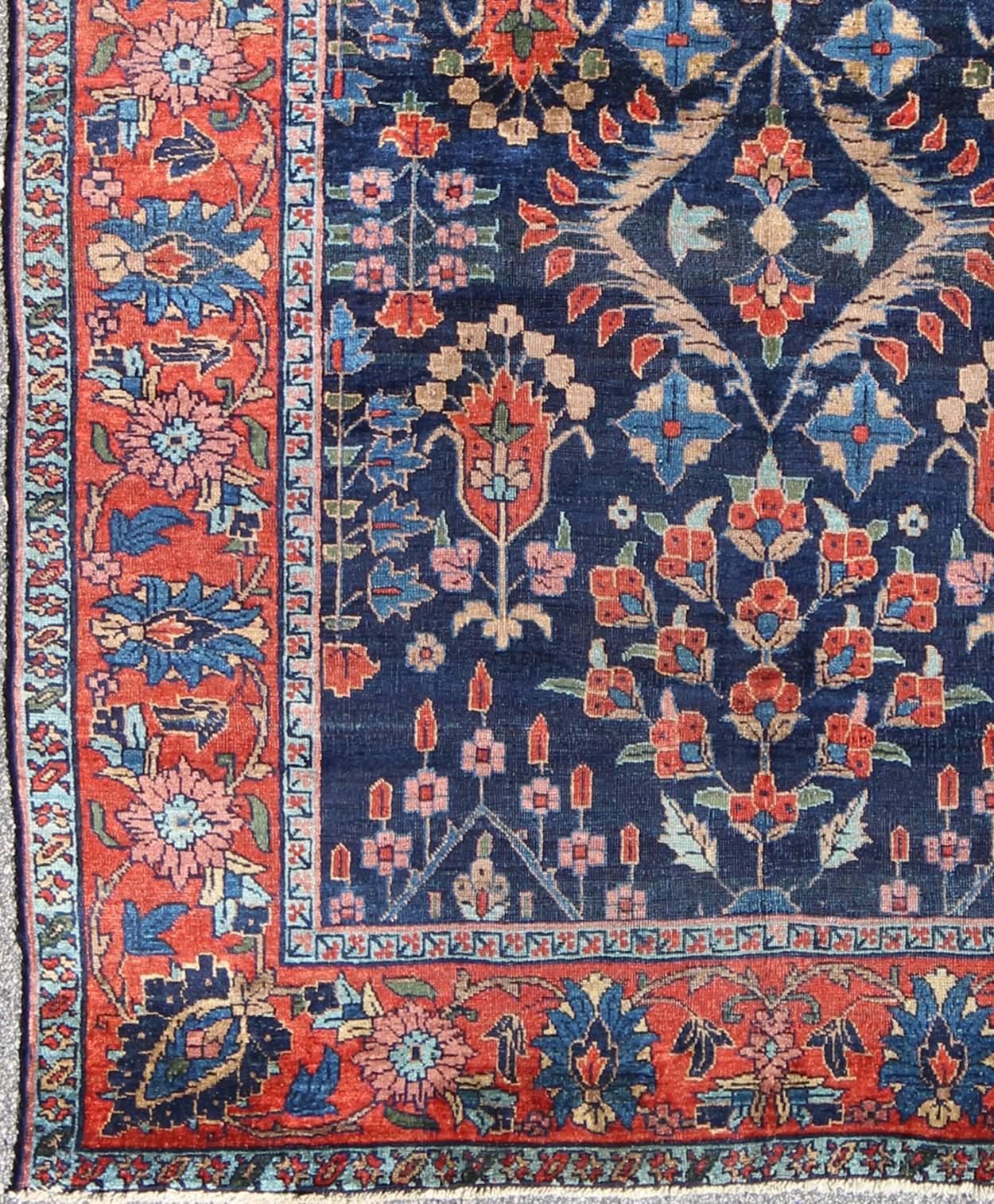 Antiker persischer Täbriz-Teppich mit botanischen Elementen 
rug/c-0705,  herkunft/iran

Dieser spektakuläre antike persische Täbriz aus dem frühen 20. Jahrhundert ist ein prächtiges Beispiel für den königlichen Geschmack, der nach Perfektion in