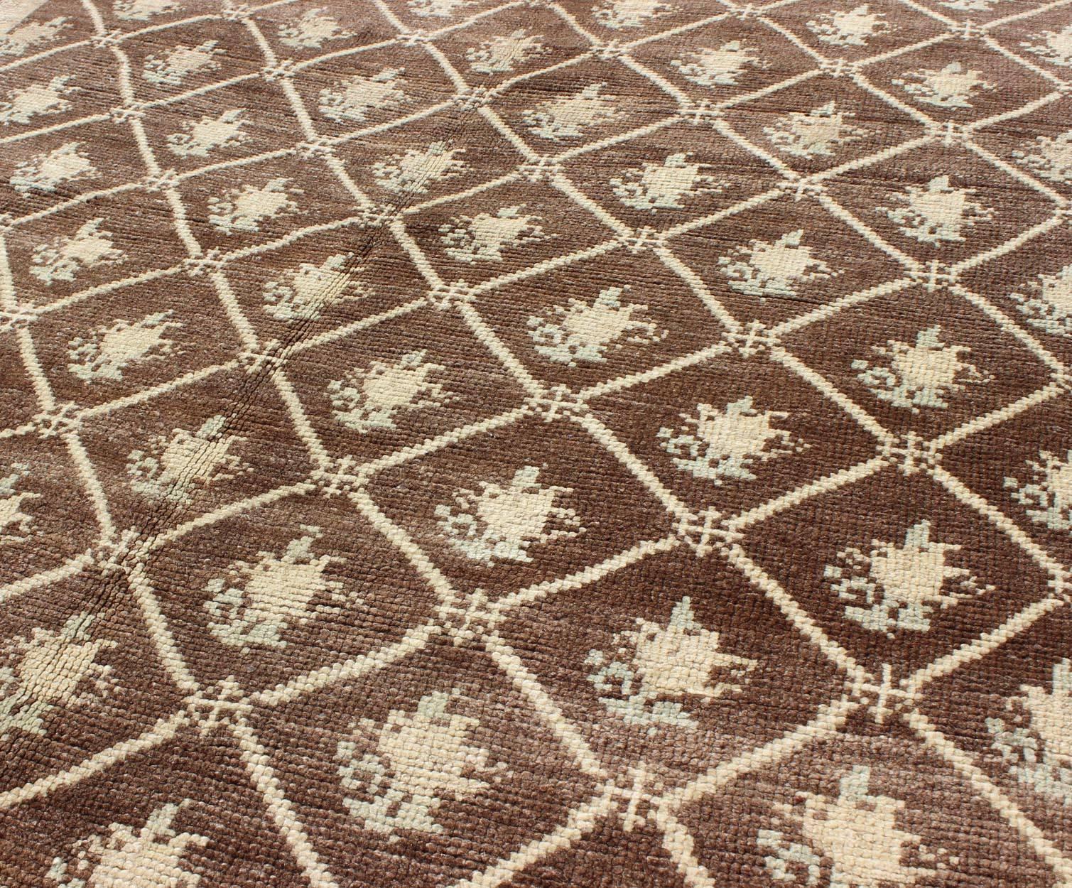 Oushak All-Over Design Turkish Tulu Carpet in Shades of Brown and Cream For Sale