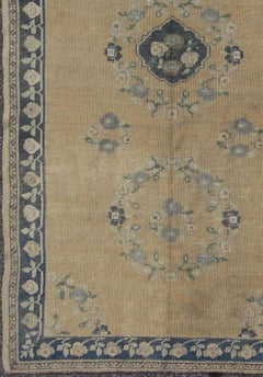 Oushak Gallery Rug from Mid-20th Century Turkey with Floral Design