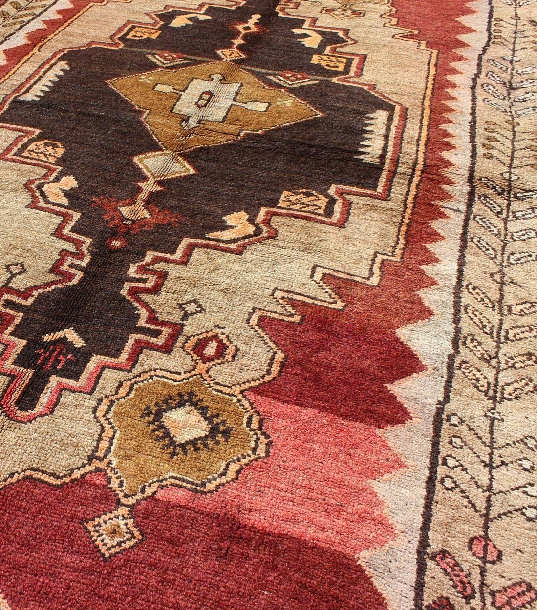 Tribal Turkish Rug from Turkey with Colorful Dual Central Medallion Design In Excellent Condition For Sale In Atlanta, GA