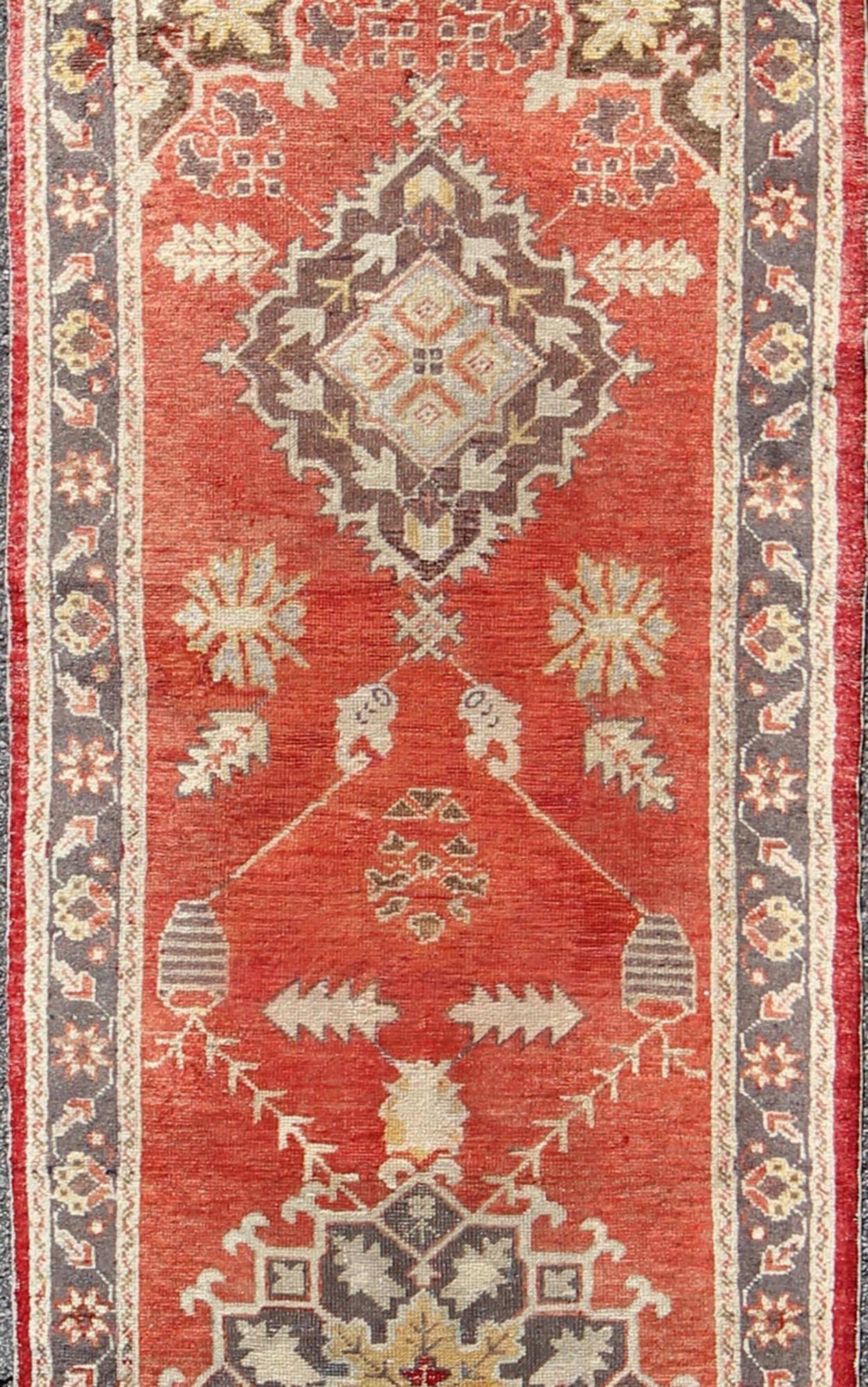 Red and Gray Mid-Century Vintage Turkish Oushak Runner with Floral Medallions In Excellent Condition For Sale In Atlanta, GA