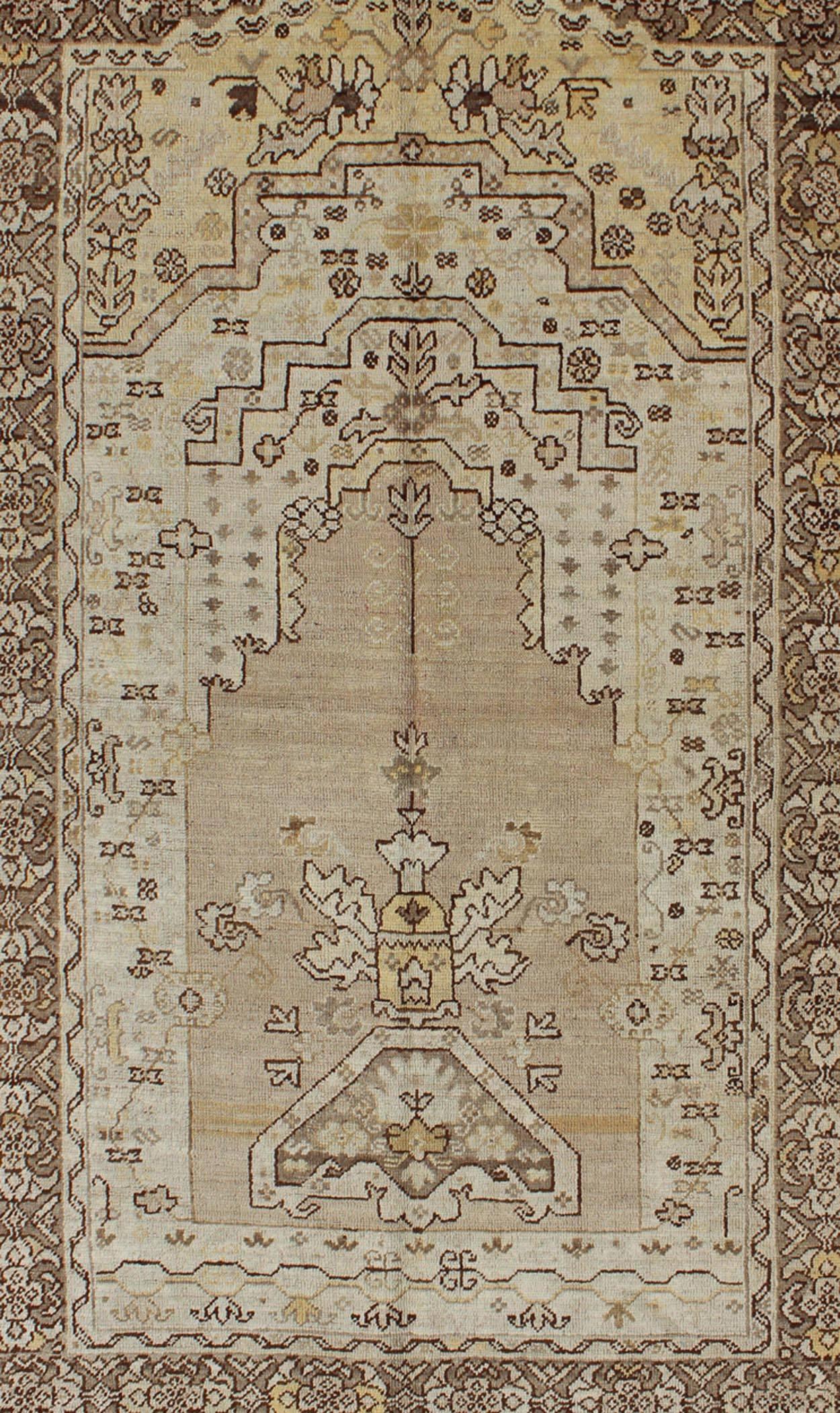 Hand-Knotted 1920s Antique Turkish Oushak Prayer Rug with Flowers in Ivory, Taupe and Cream For Sale