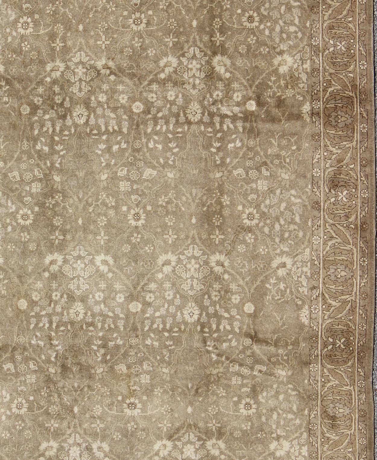 Midcentury Vintage Turkish Oushak Rug with All-Over Botanical Pattern in Neutral In Good Condition For Sale In Atlanta, GA