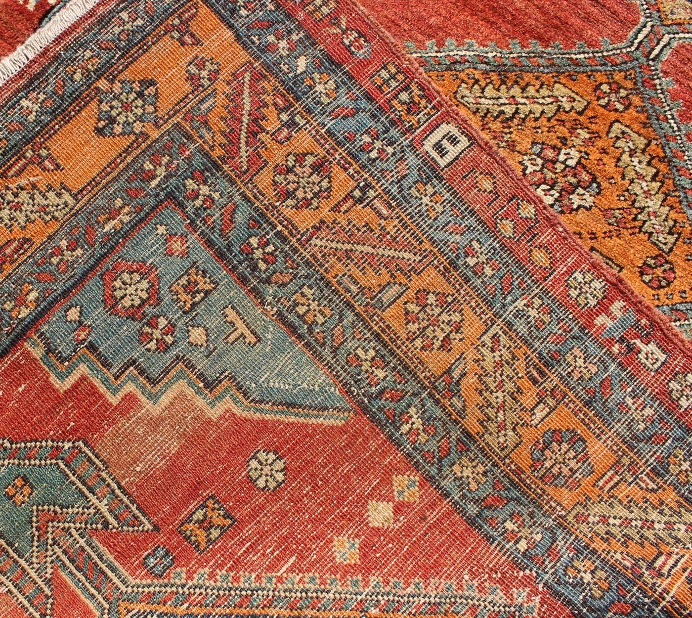 Late 19th Century Antique Persian Bakshaish Rug with Tribal Medallions in Red For Sale 2