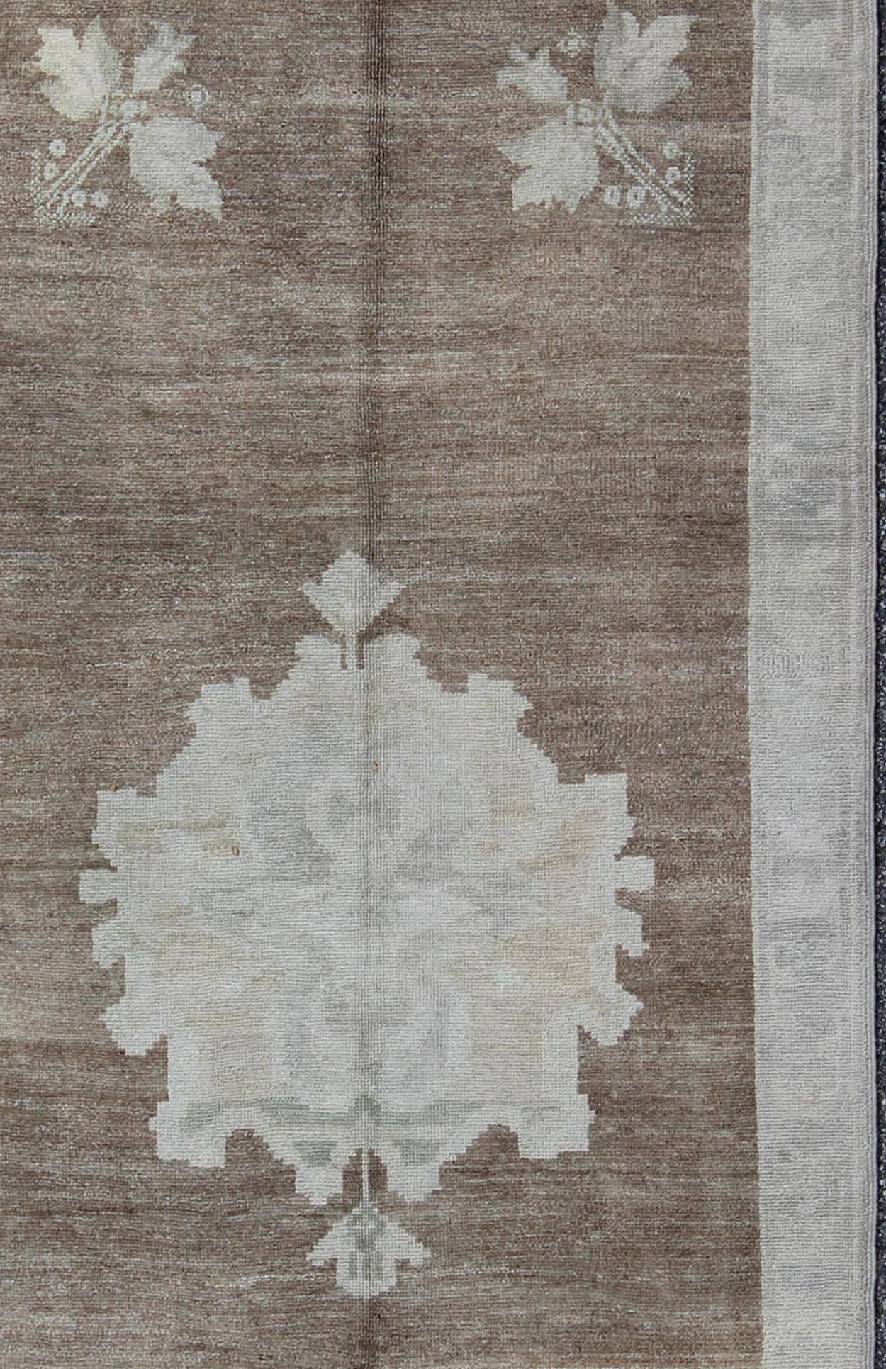 Vintage Turkish Oushak Rug with Floral Cornices in Light Brown, Gray and Cream In Good Condition For Sale In Atlanta, GA
