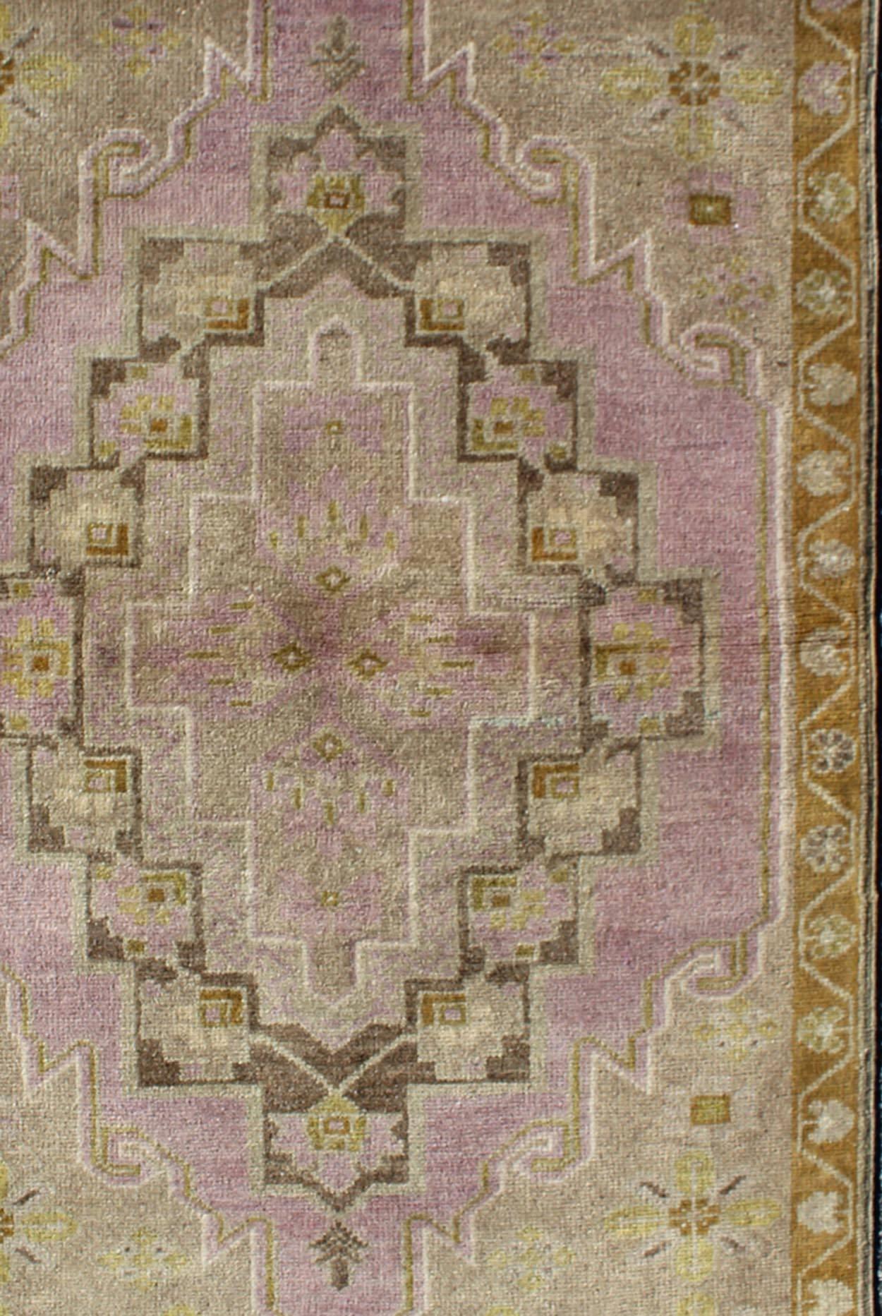 Turkish Oushak Vintage Rug with Multi-Layered Medallion in Lavender and Green In Good Condition For Sale In Atlanta, GA