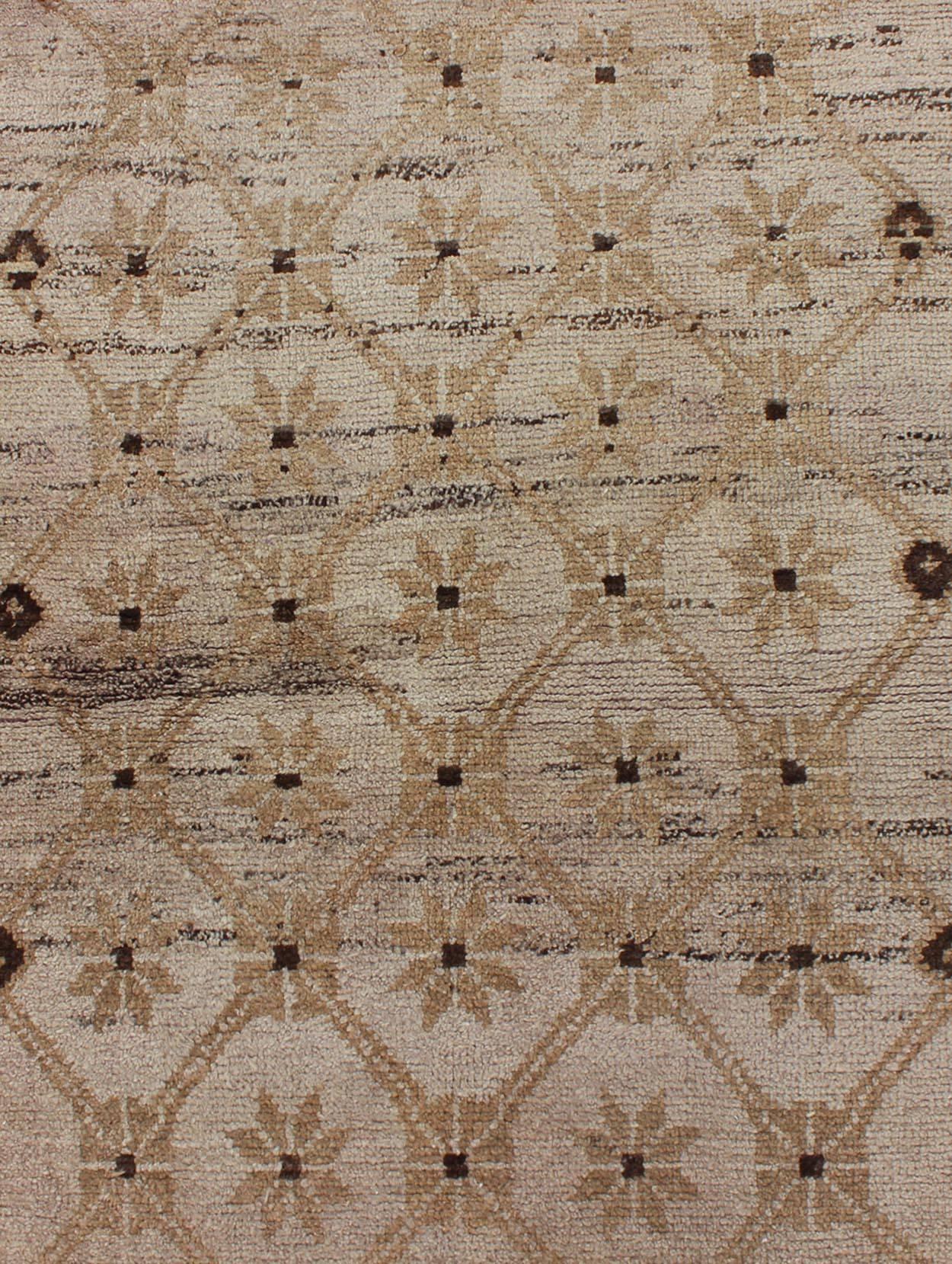 20th Century Unique Turkish Vintage Runner with Latticework Design in Taupe, Cream and Khaki For Sale