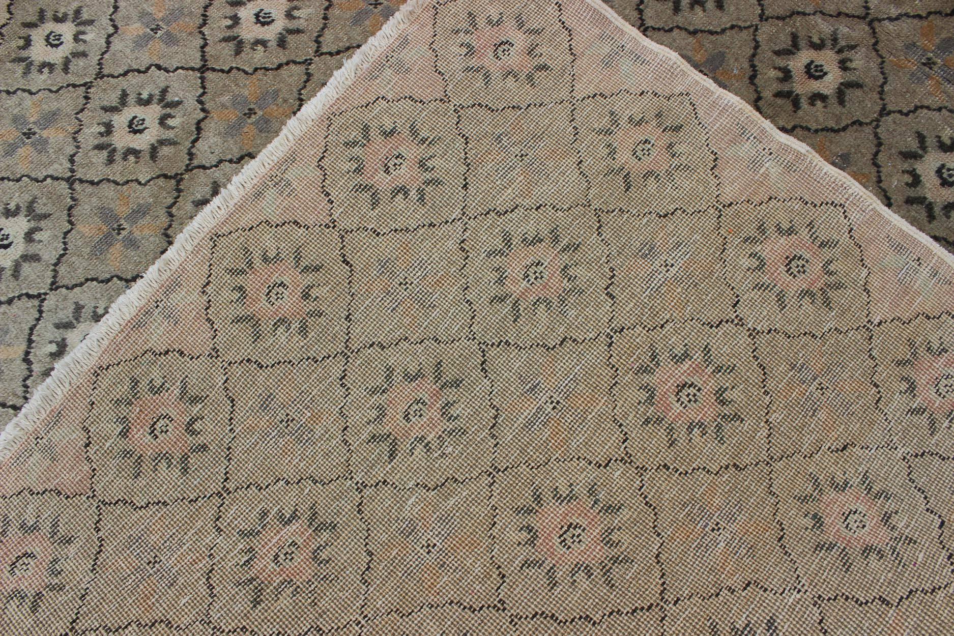 20th Century Vintage Hand Knotted Turkish Sivas Rug with All-Over Design in Florals   For Sale