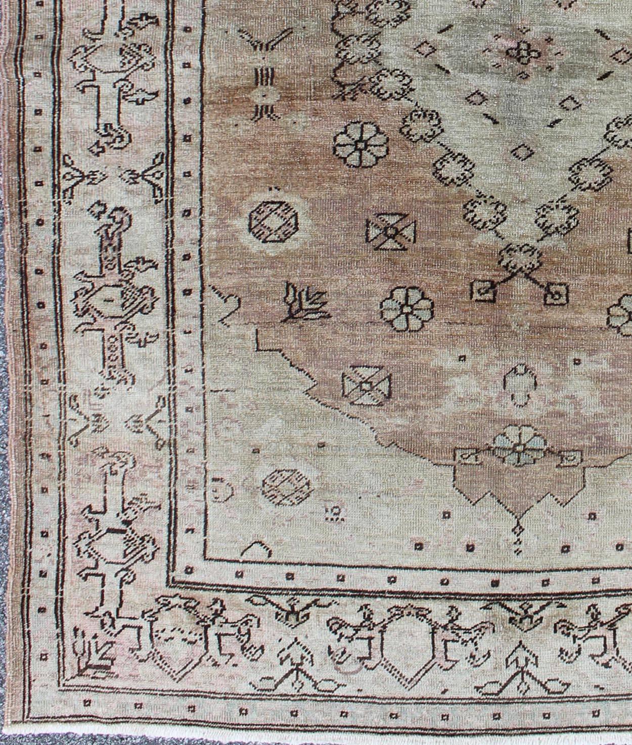   Antique Turkish Sivas Fine Rug in Light Tones with florals and Geometrics, Keivan Woven Arts/ rug TU-ALG-136572, country of origin / type: Turkey / Oushak, circa 1930's

Measures: 4'11 x 6'6.  

This sublime and enchanting antique Sivas rug has