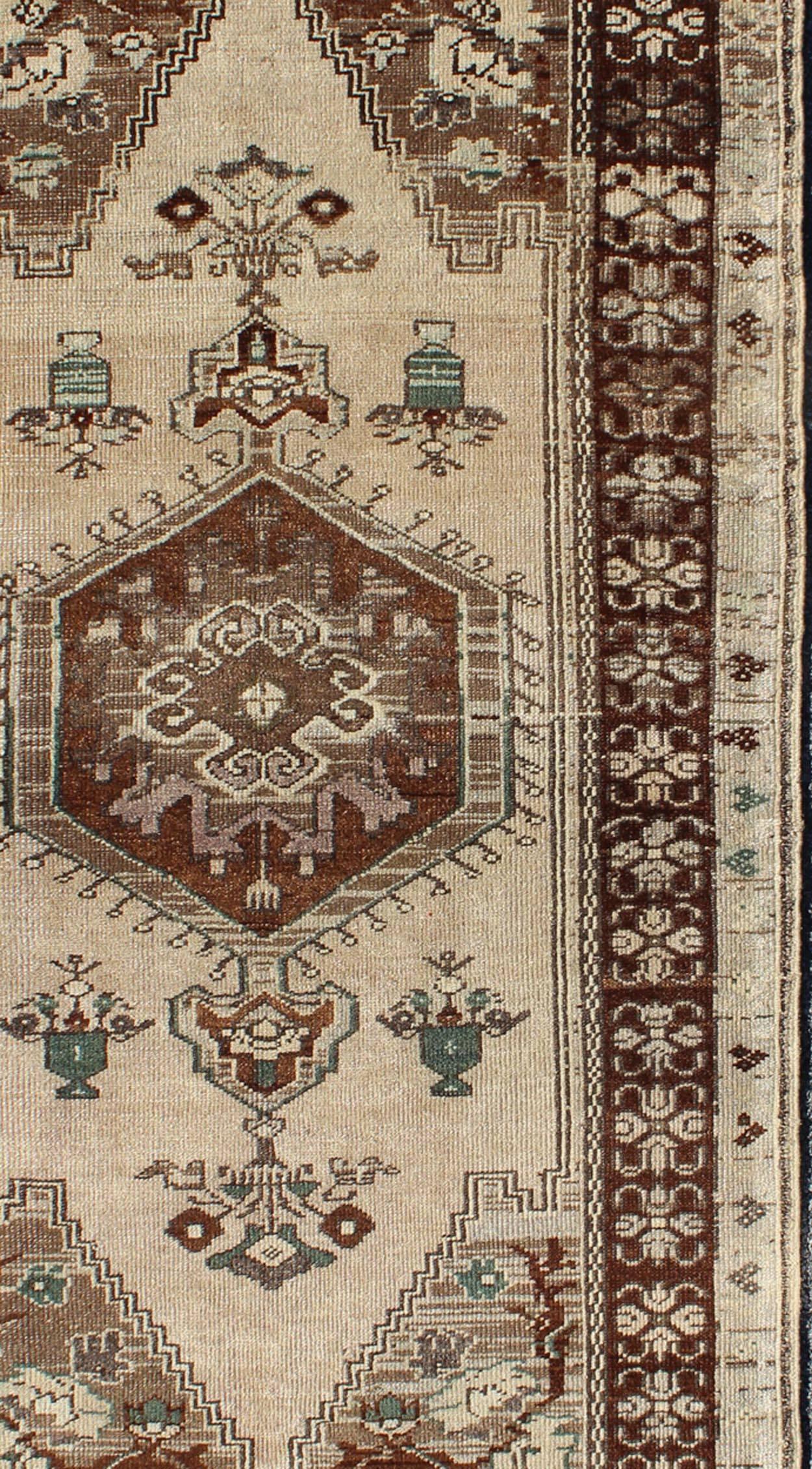 Turkish Oushak Vintage Rug with Central Medallion and Floral Motifs in Brown In Excellent Condition For Sale In Atlanta, GA