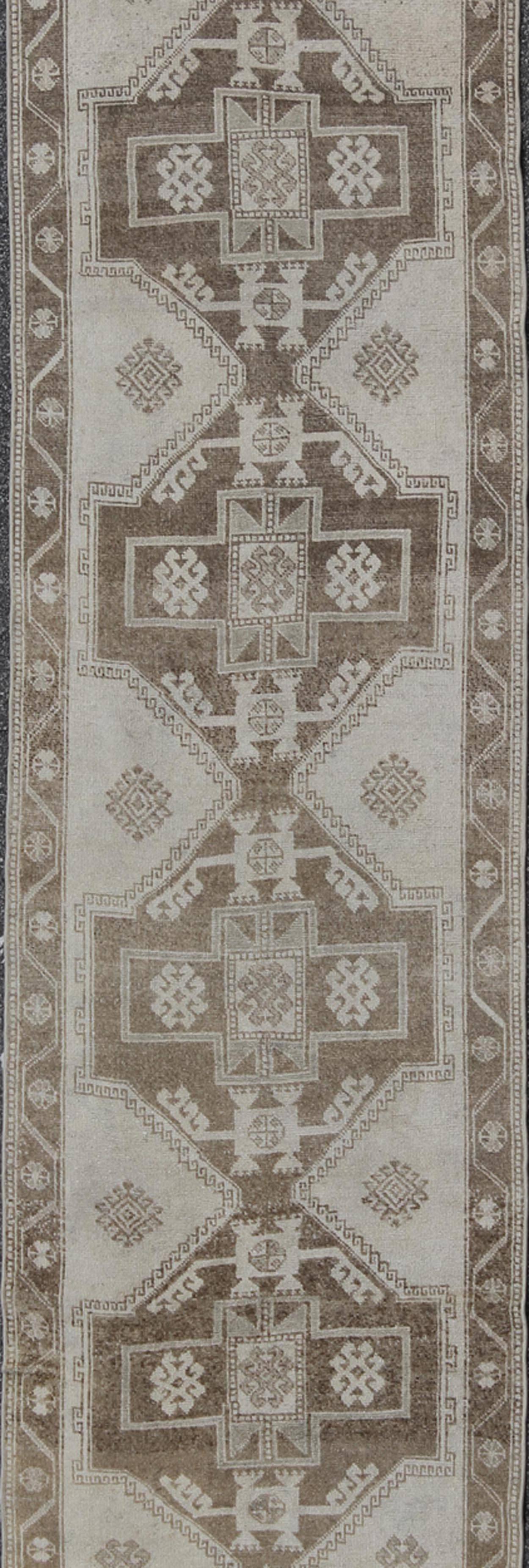 Hand-Knotted Turkish Oushak Gallery Runner with Four Tribal Medallions in Light Gray / Brown For Sale