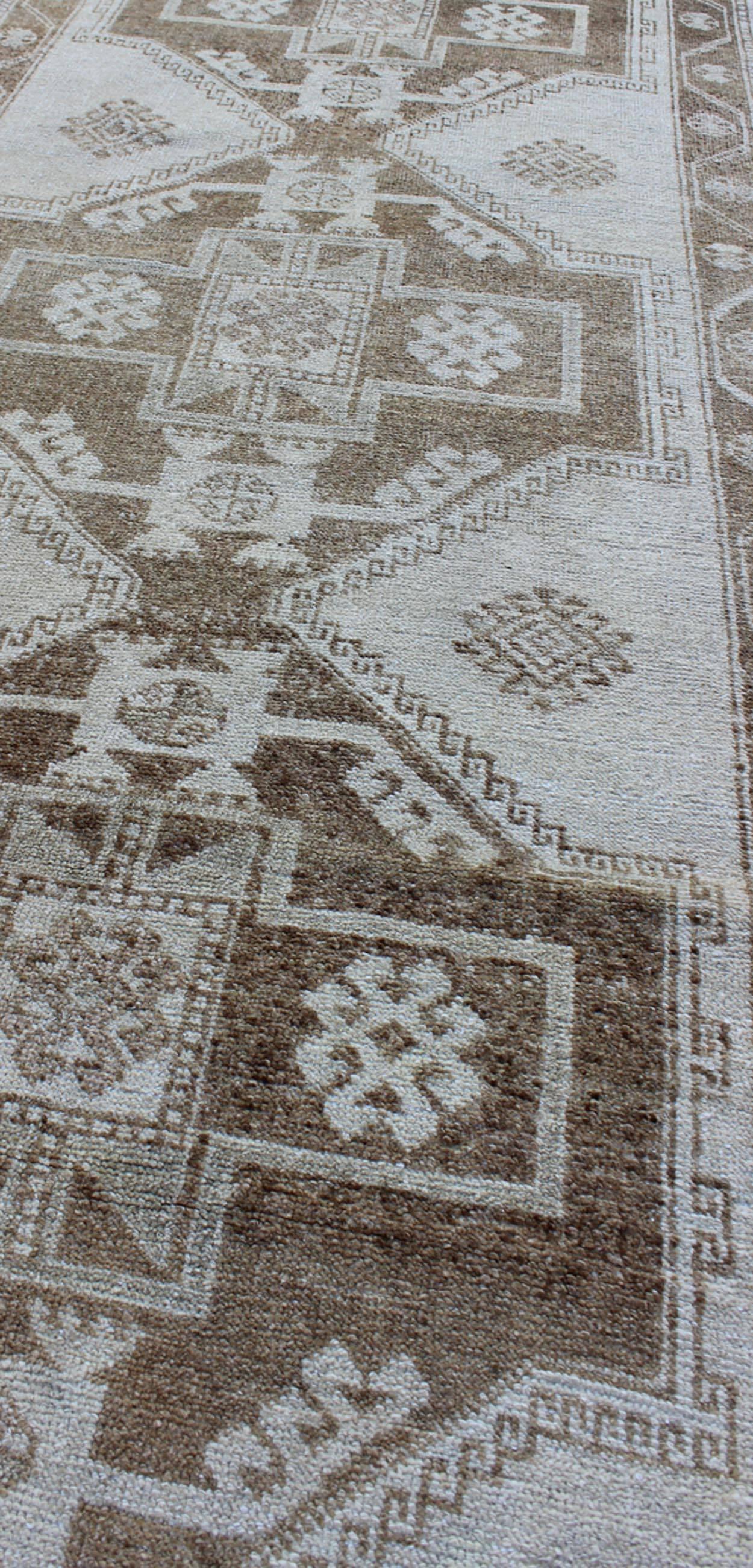 20th Century Turkish Oushak Gallery Runner with Four Tribal Medallions in Light Gray / Brown For Sale