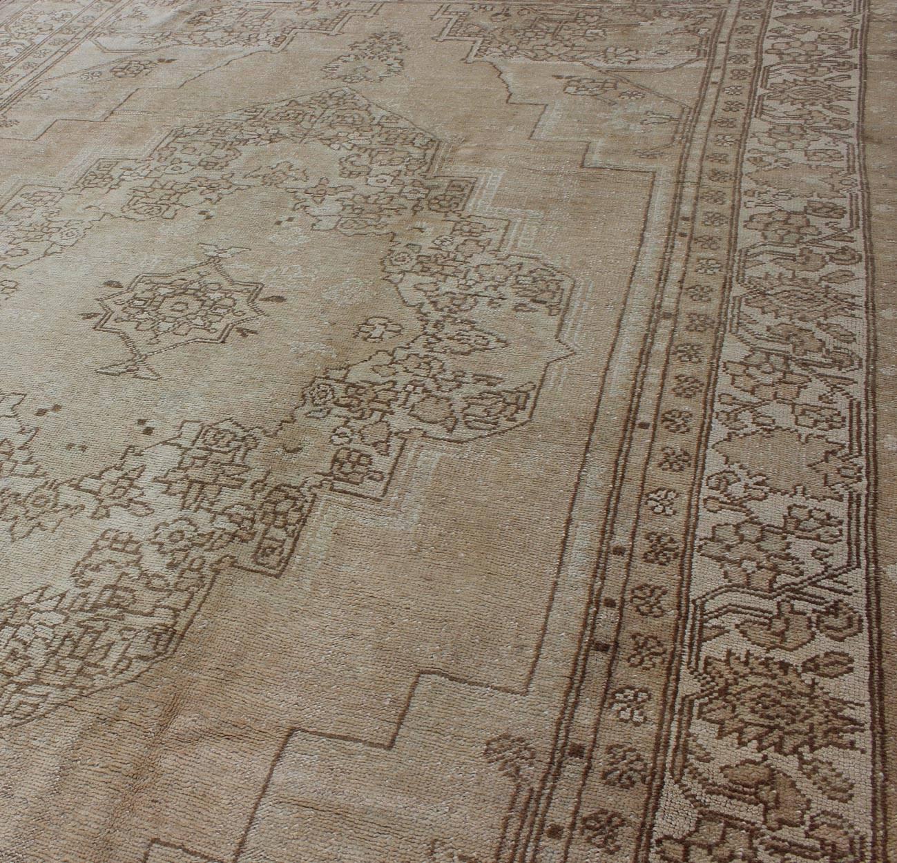20th Century Vintage Turkish Oushak Rug in Light Colors, Sand, Taupe, Pale Green& Brown For Sale