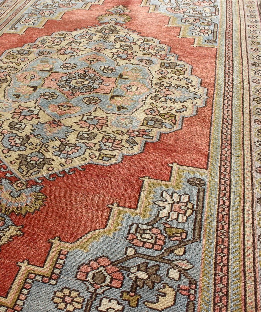 20th Century Floral Mid-Century Vintage Turkish Oushak Rug with Medallion in Red, Blue, Cream For Sale