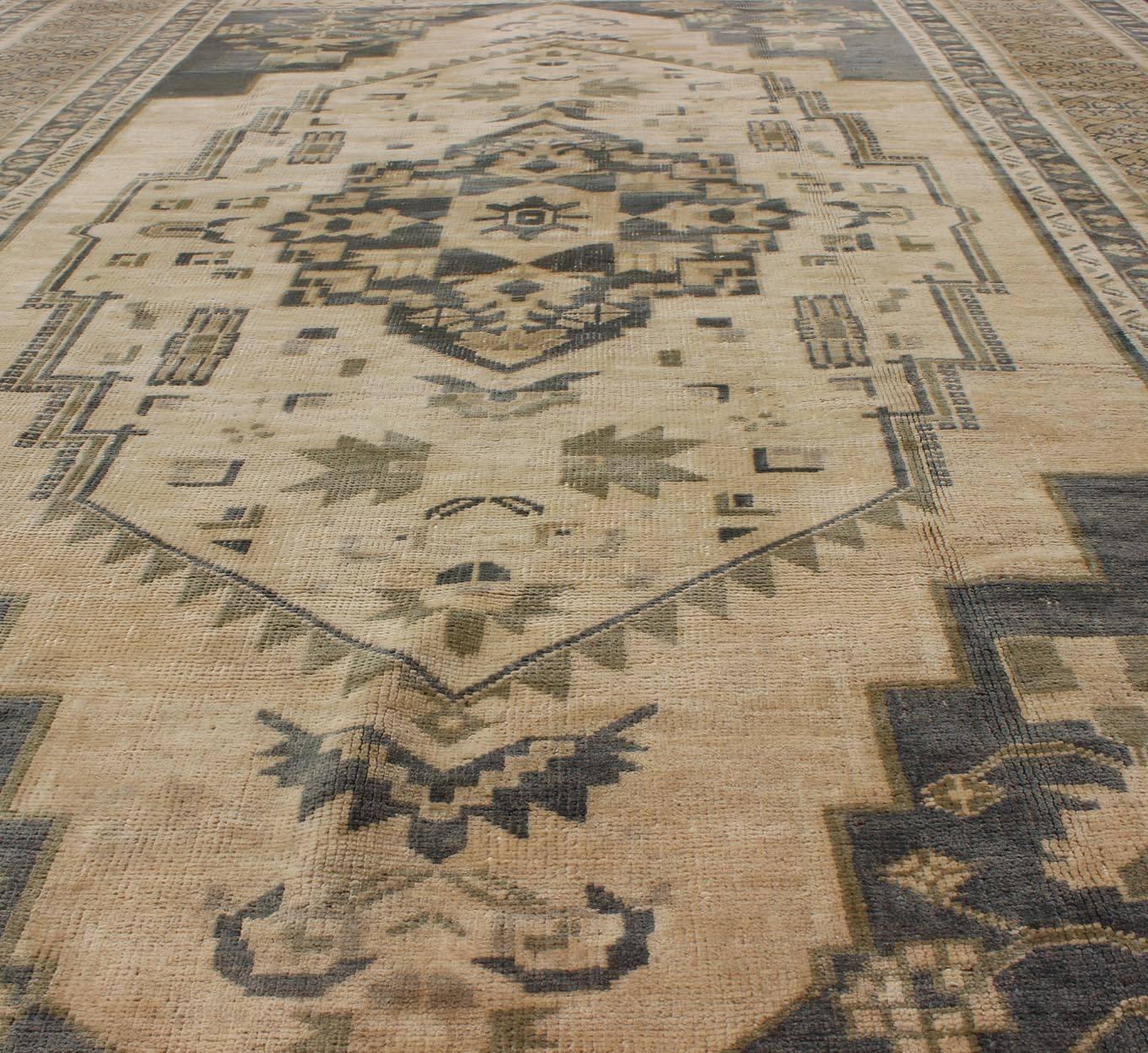 Blue Gray and Cream Mid-20th Century Turkish Oushak Rug with Medallion, Cornices 1