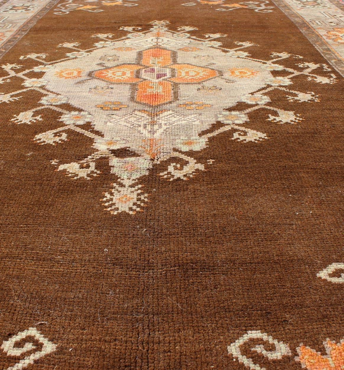 Mid-20th Century Vintage Turkish Oushak Rug in Chocolate Brown, Gray, Taupe and Burnt Orange For Sale