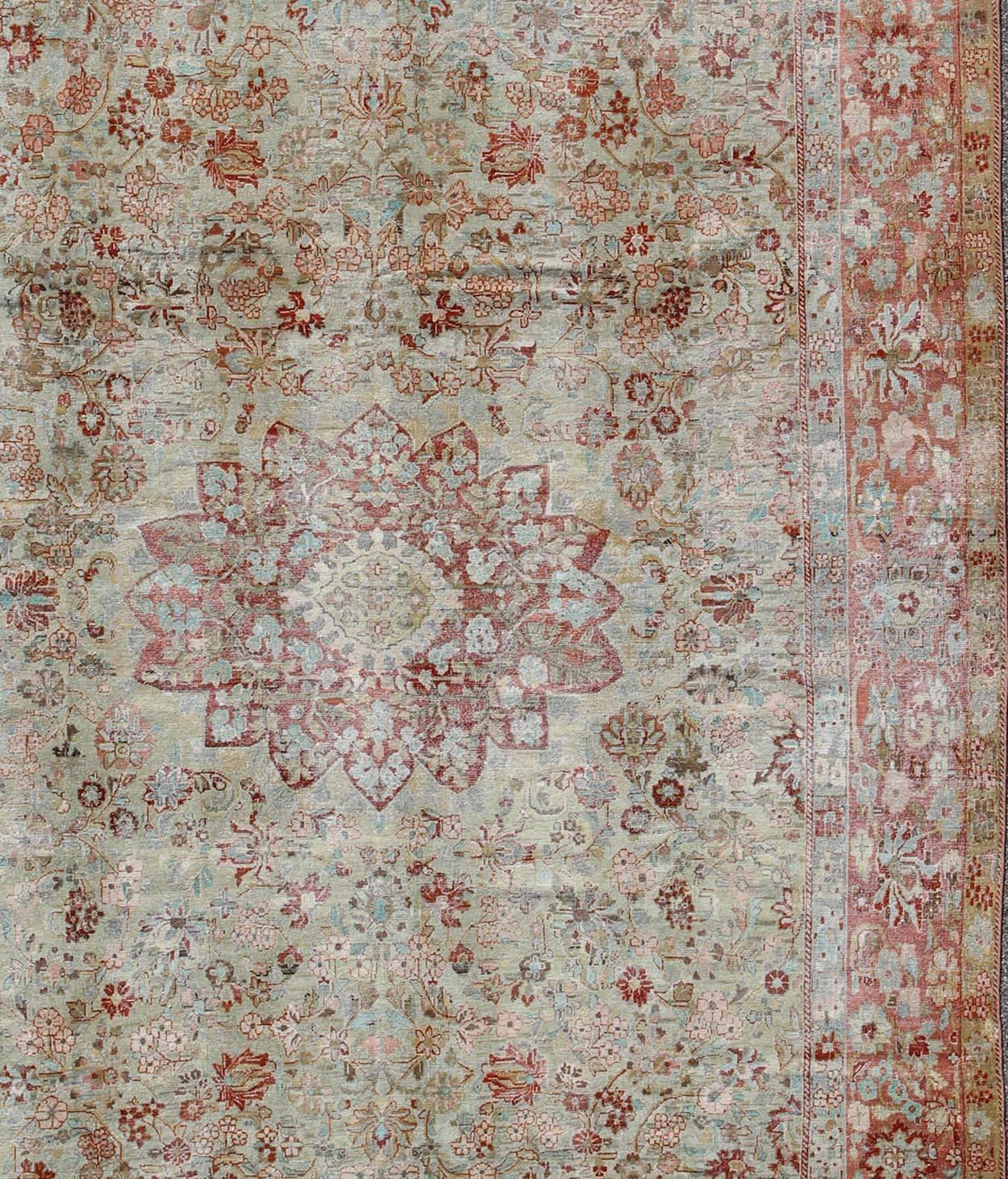 Antique Persian Sultanabad with Floral Design in Coral Pink and Light Green In Good Condition For Sale In Atlanta, GA