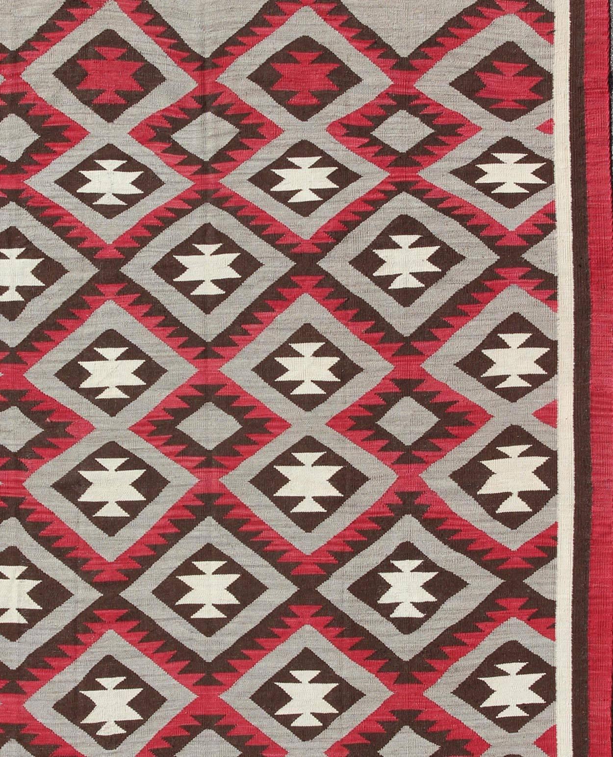 Large American Navajo Design Rug with Latticework Tribal Design in Red and Gray In Excellent Condition In Atlanta, GA