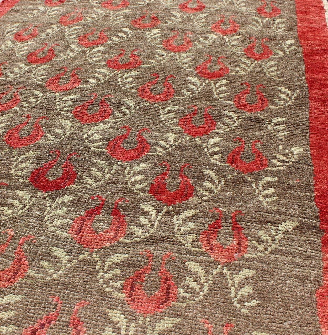 Türkischer Tulu-Teppich mit Gittermuster im Vintage-Look  (Mitte des 20. Jahrhunderts) im Angebot