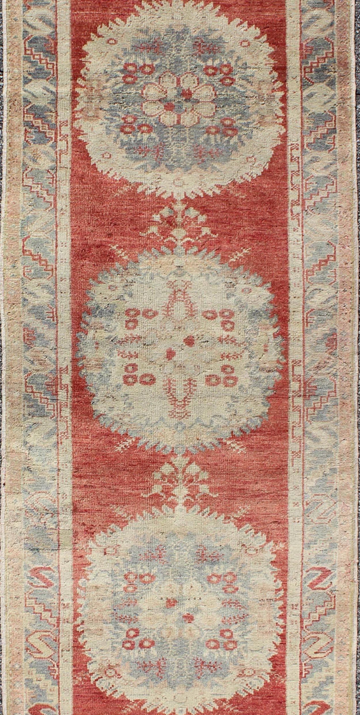 Vintage Turkish Oushak Runner with Three Floral Medallions in Red, Ivory, Grey In Excellent Condition In Atlanta, GA