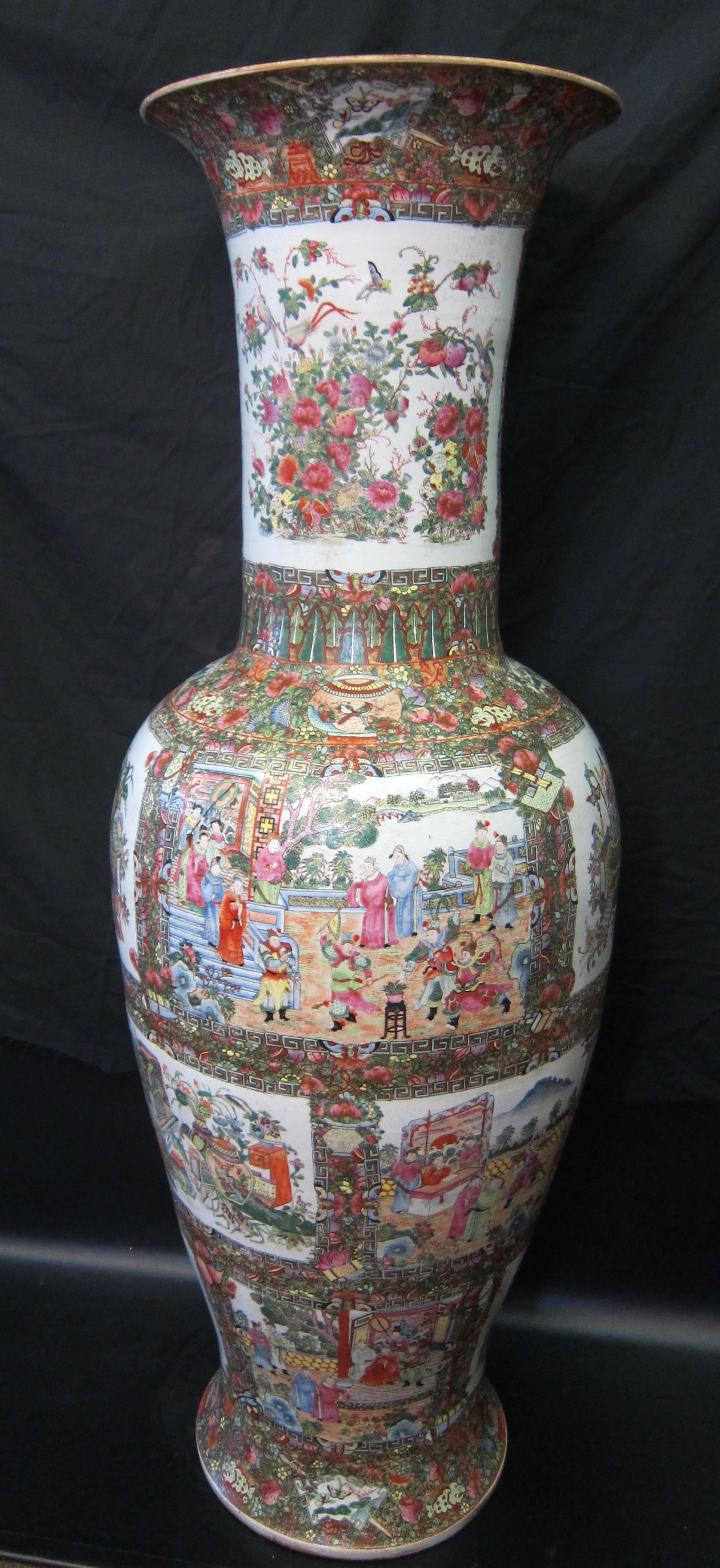 Vintage Chinese Palace Vase For Sale 1