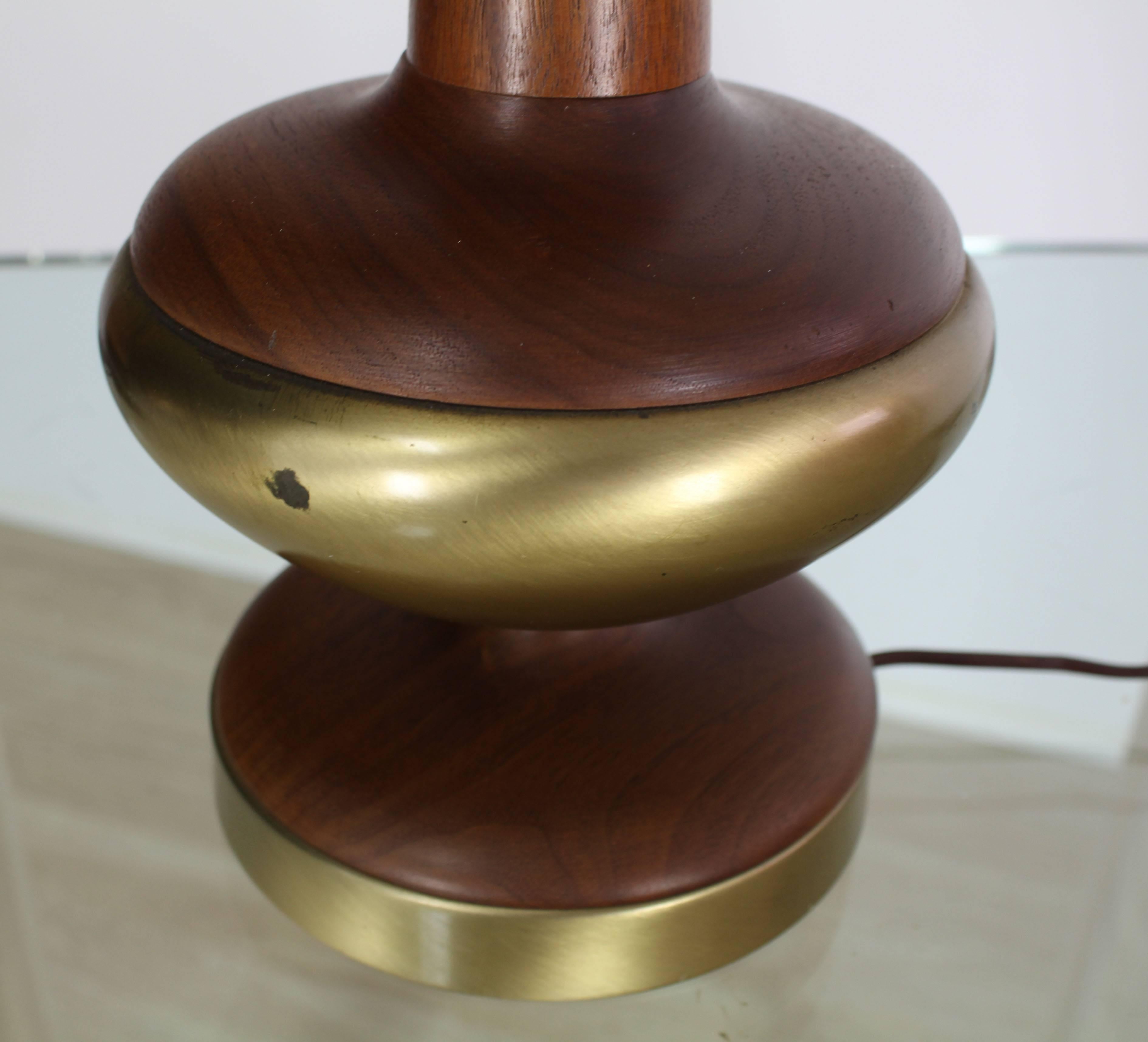 Plated Tall Tower Shape Turned Walnut Brass Table Lamp Tony Paul For Sale