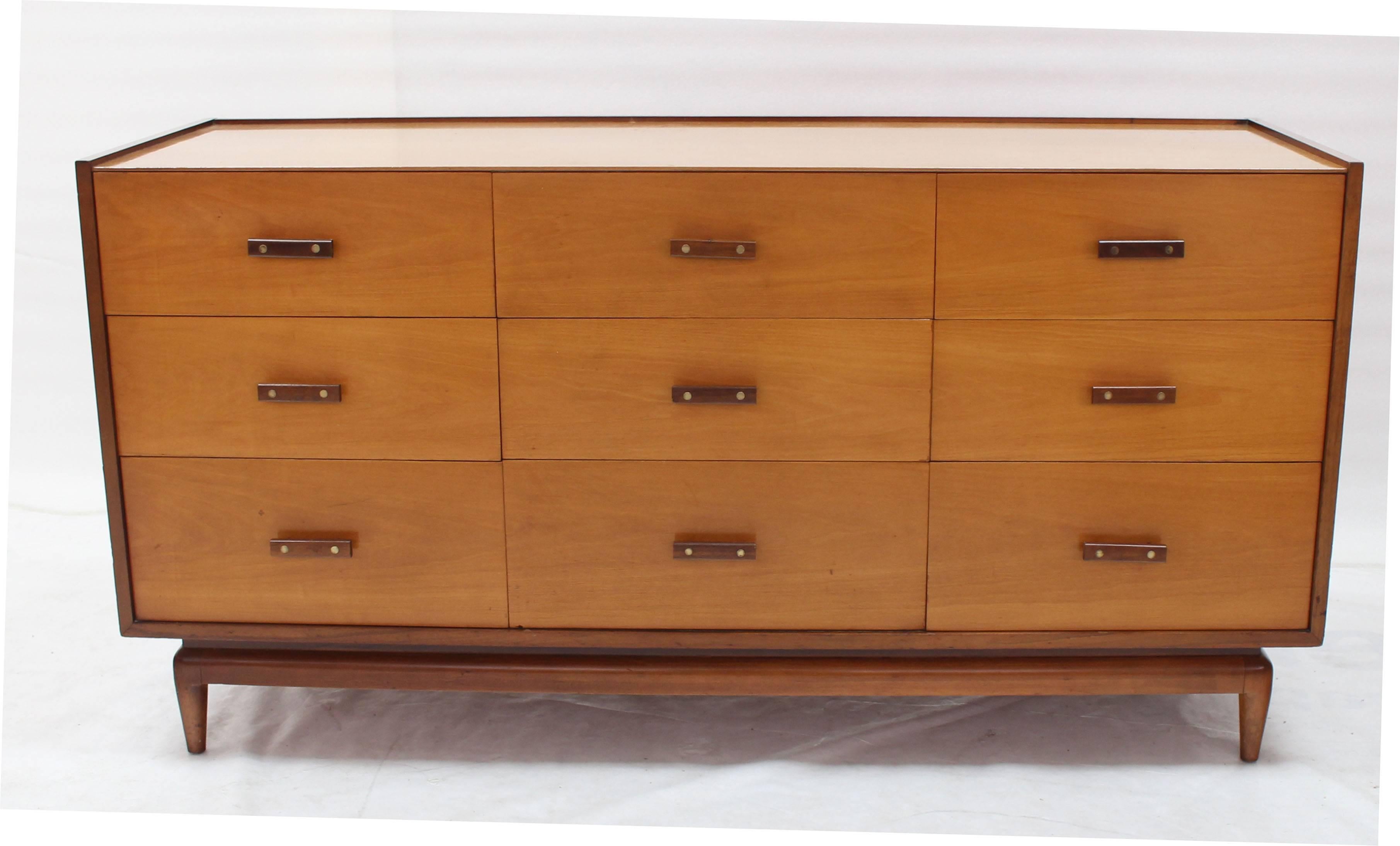 Mid-Century Modern two-tone finish long dresser credenza with gallery.