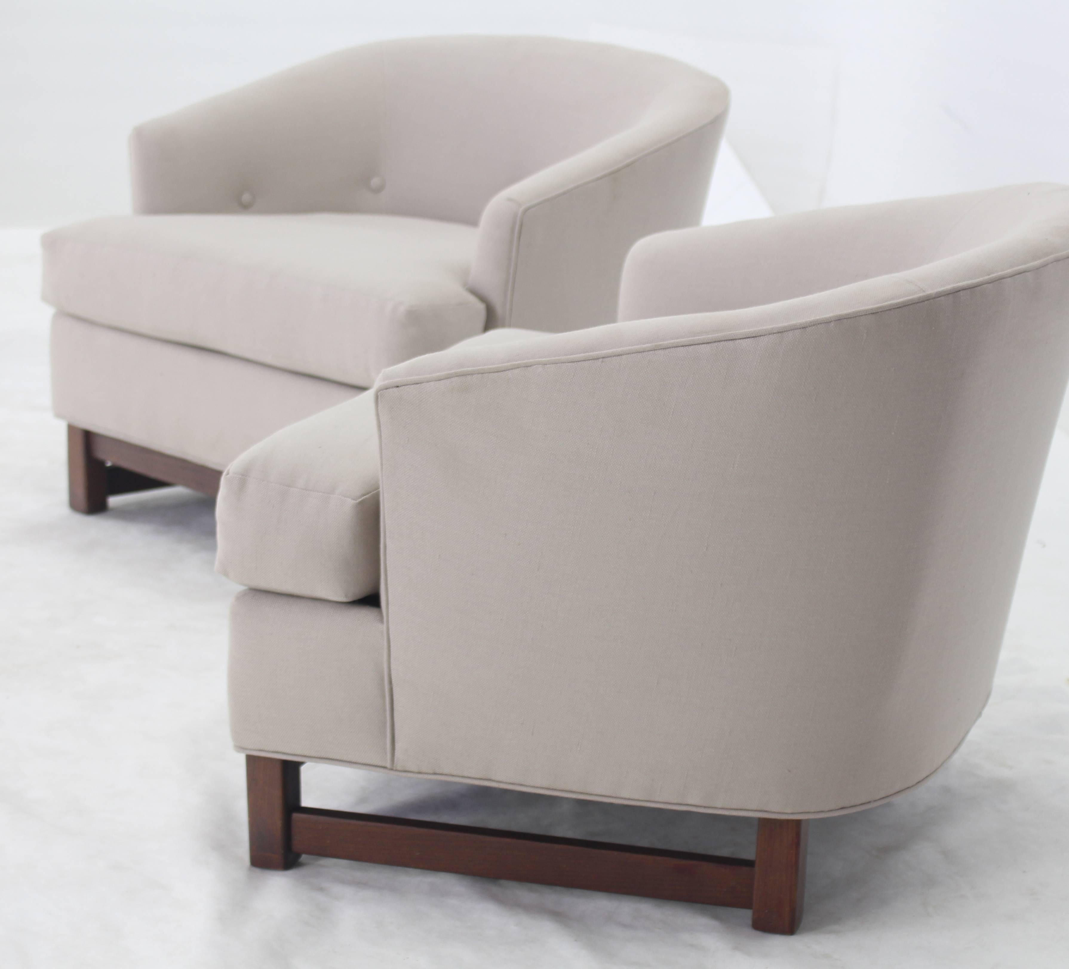 Danish Pair of Mid-Century Modern Barrel Lounge Chairs by Selig