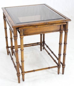 Juego de Mesas auxiliares o auxiliares nido con tapa de cristal ahumado de bambú sintético