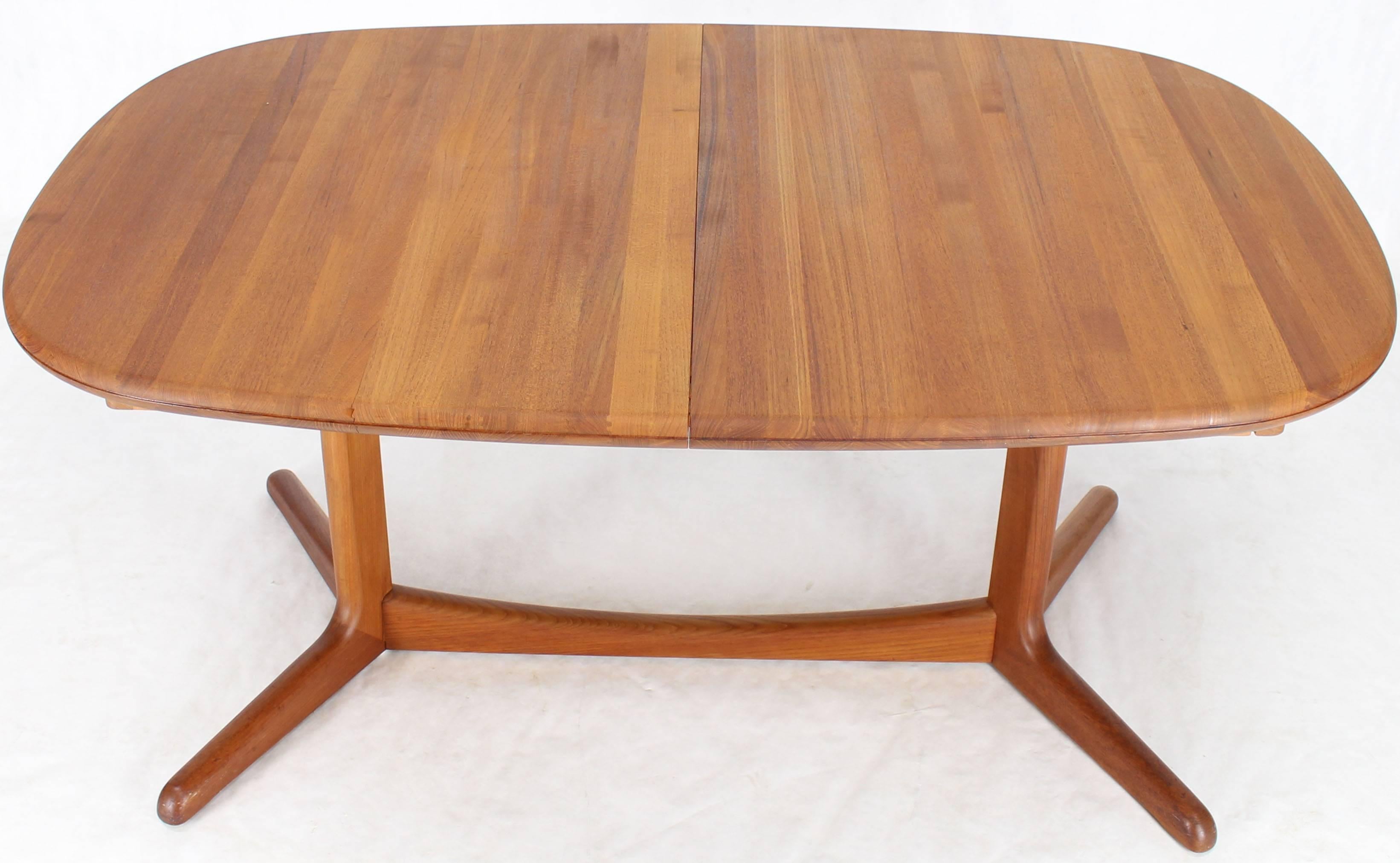 Solid Teak Danish Mid-Century Modern Dining Table with Two Leafs 1