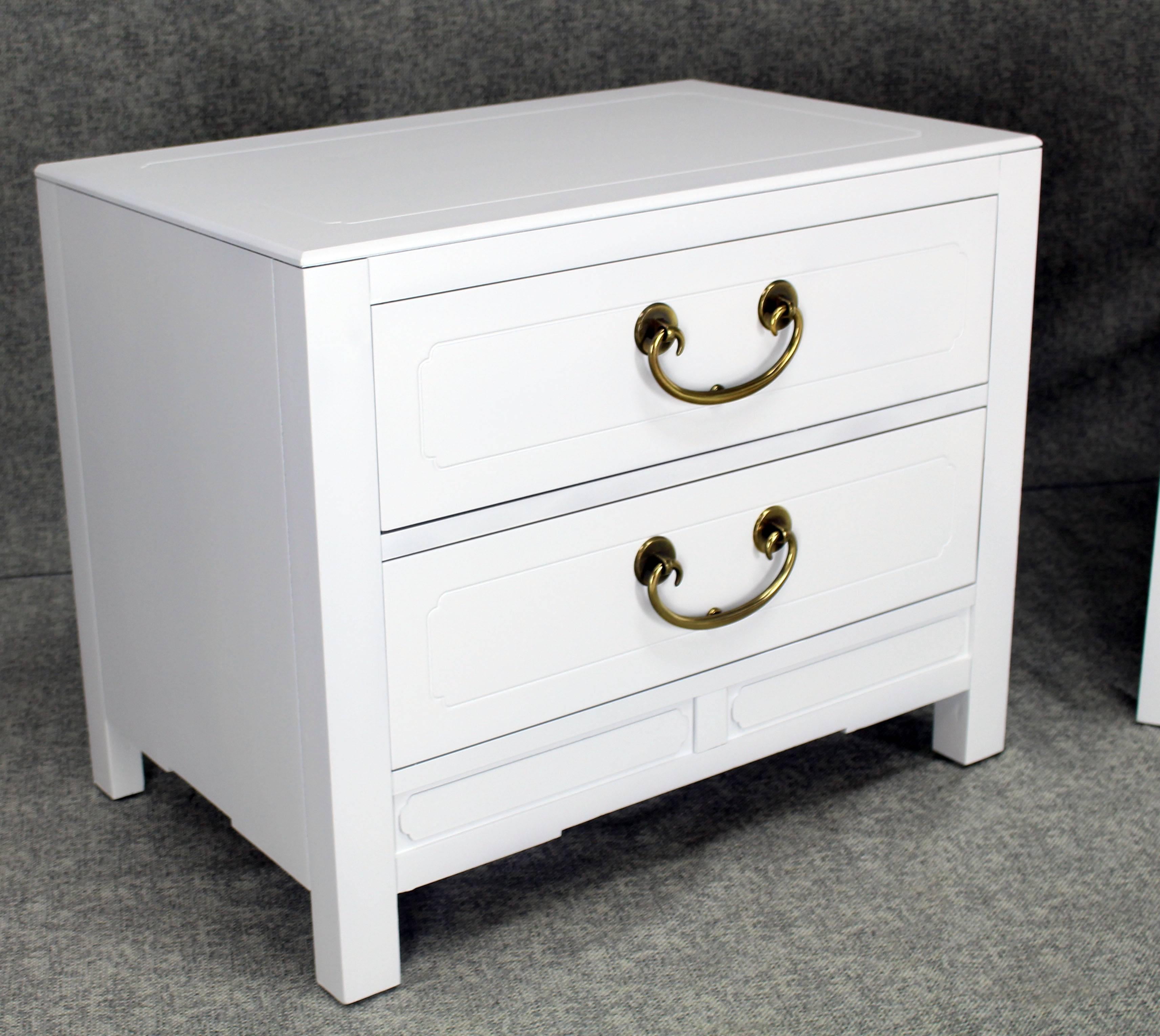 Mid-Century Modern Pair of White Lacquer Brass Hardware Two-Drawer Cabinets or End Tables For Sale