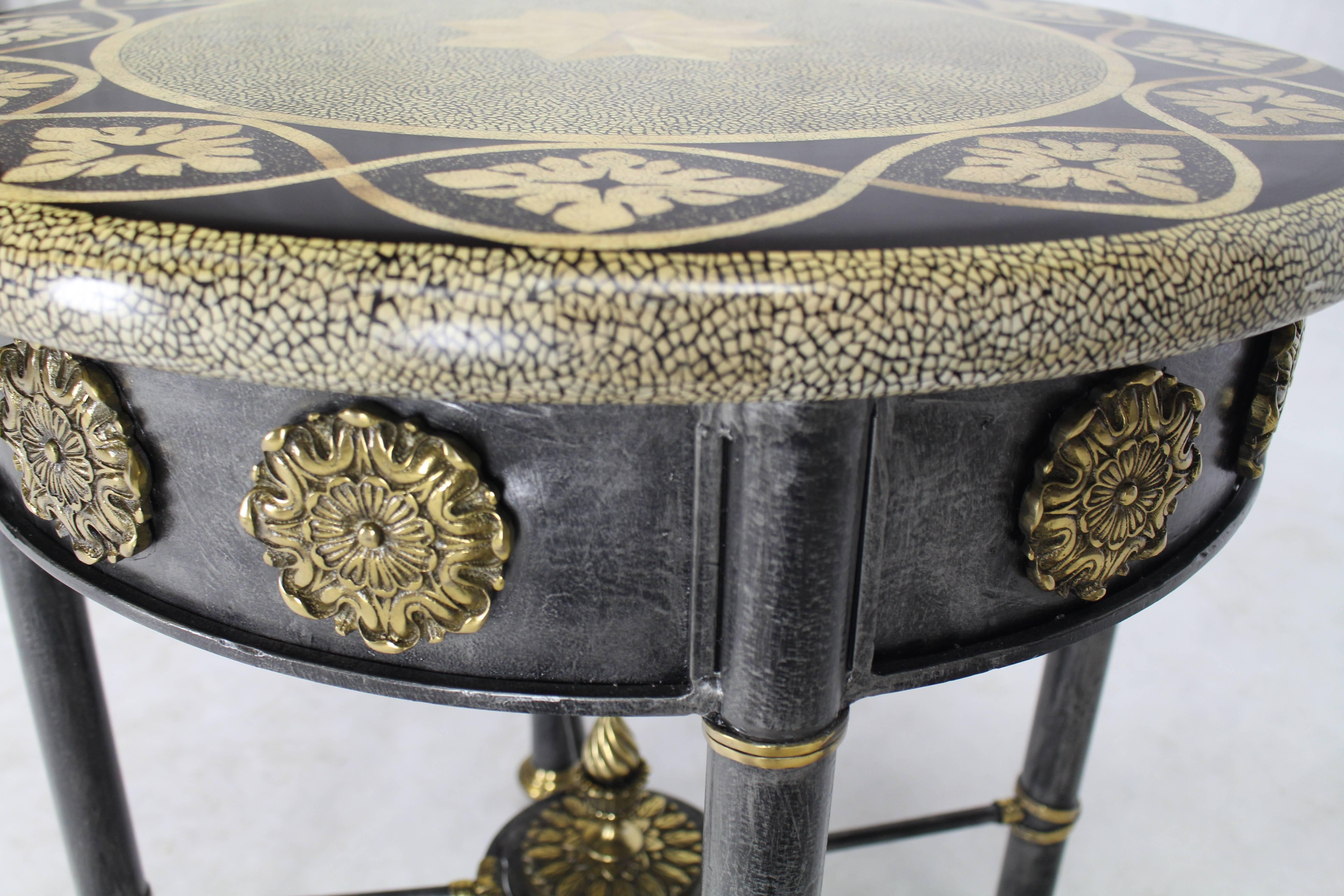 Mid-Century Modern Round Faux Egg Shell Decorated Bronze Ormolu Decorated Round Gueridon Table For Sale