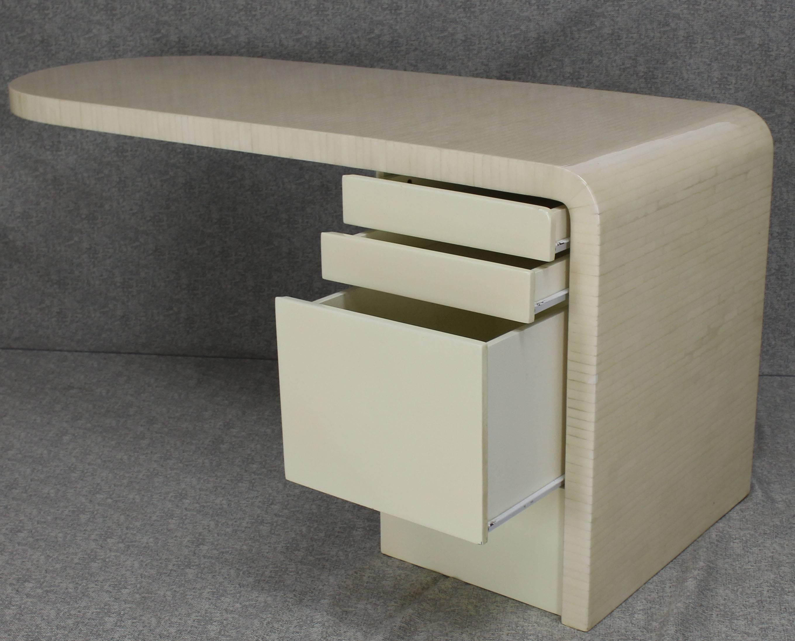 Mid-Century Modern Cantilever Lacquered White Tessellated Bone Tile File Drawer Desk Writing Table For Sale