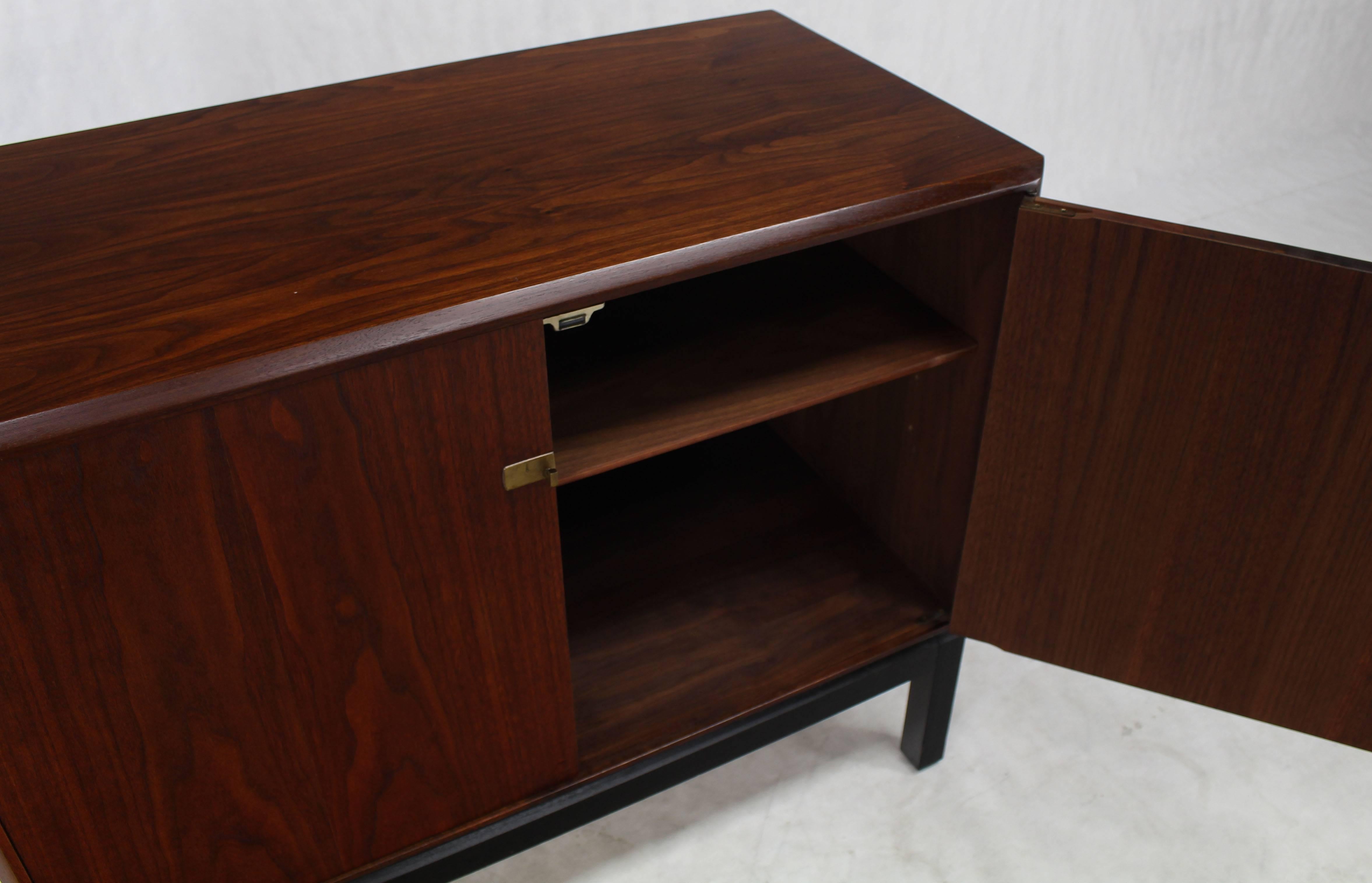 Danish Mid-Century Modern Oiled Walnut Bachelor Chest Cabinet Two-Door In Good Condition For Sale In Rockaway, NJ