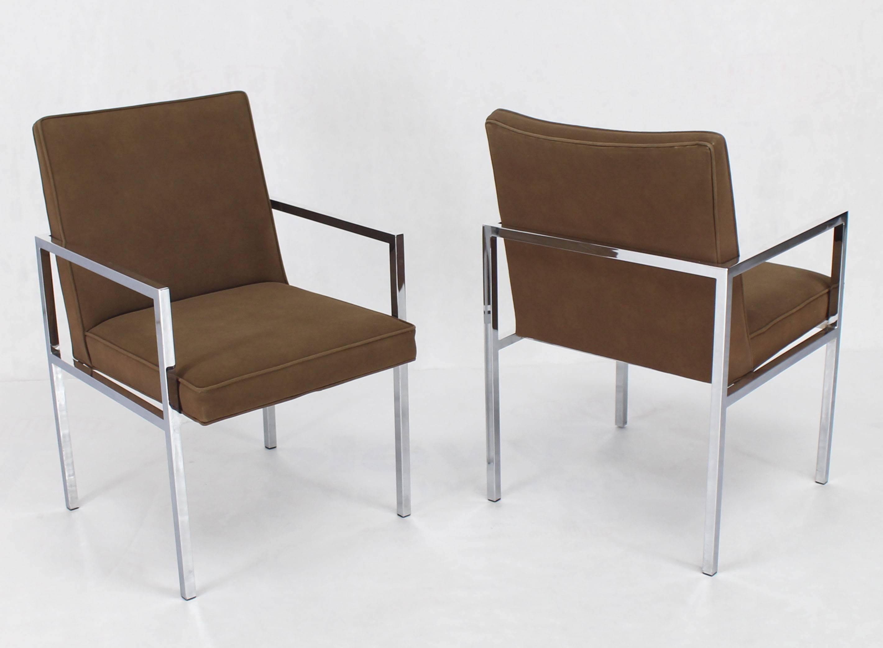 Americano Set di sei sedie da pranzo cromate in stile Milo Baughman, moderne e di metà secolo con braccio in vendita