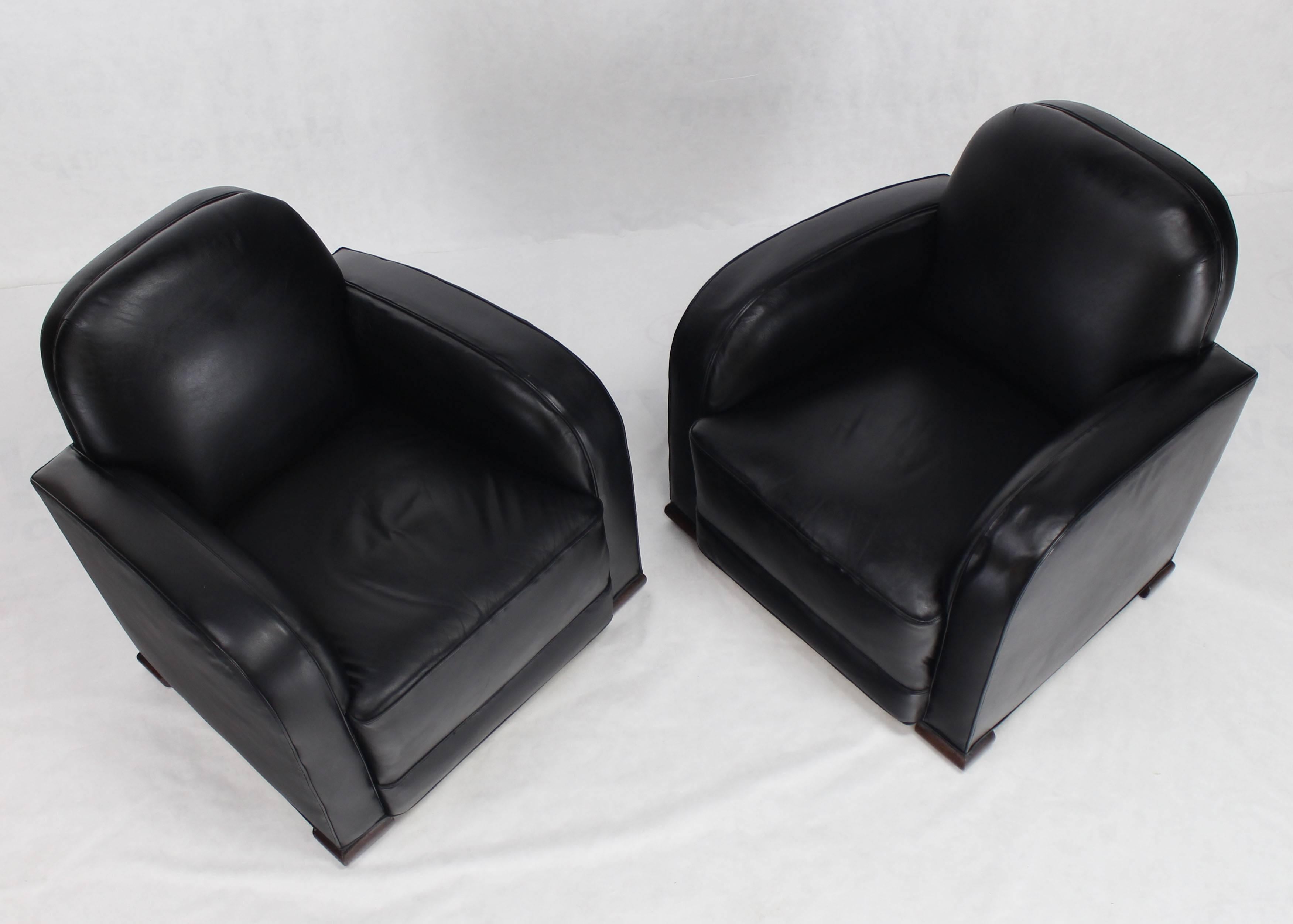 Pair of Black Leather Thick Arm Rests Lounge Deco Tank Chairs  In Excellent Condition In Rockaway, NJ