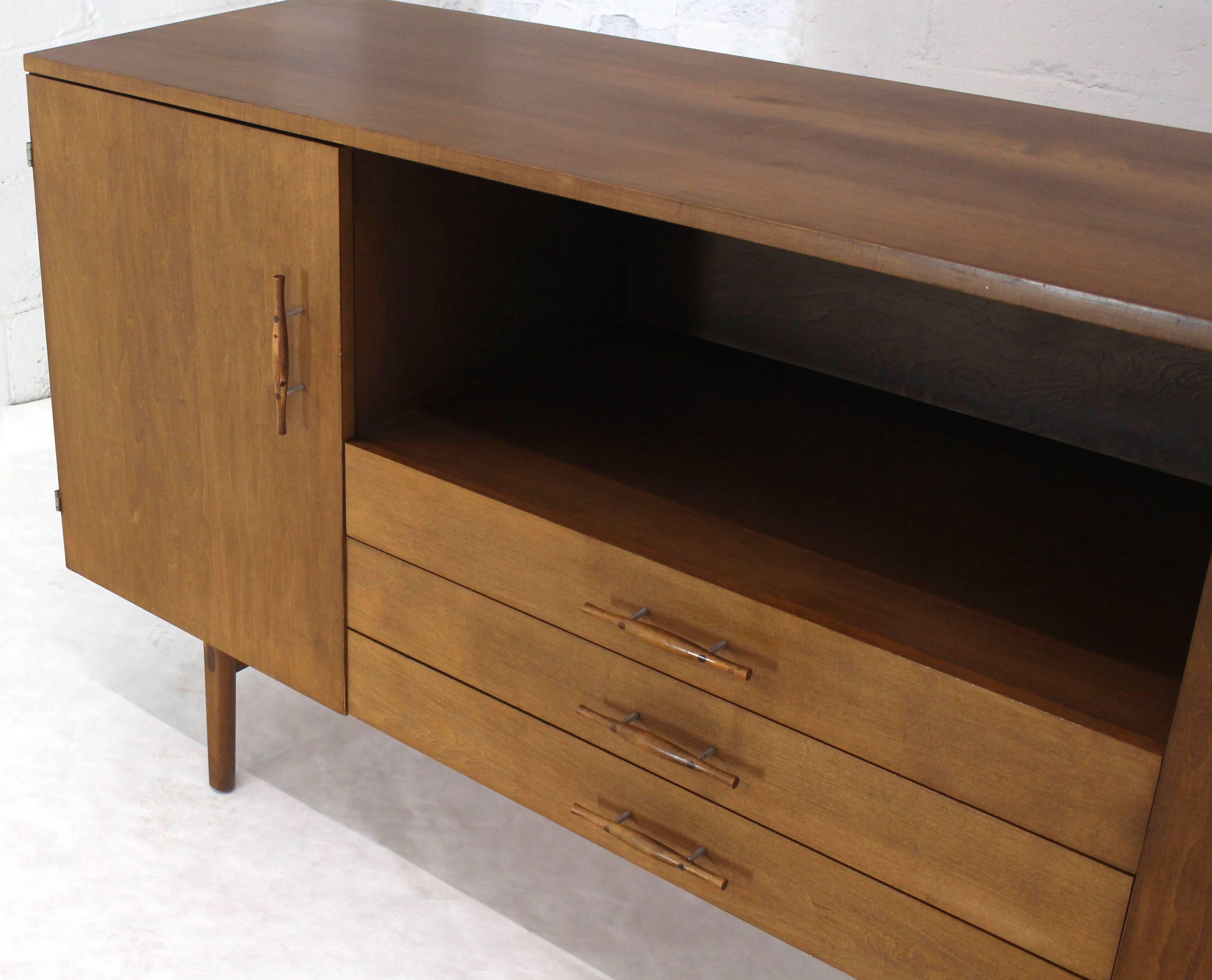 Massive Birke Planner Group Mid-Century Modern Credenza Long Dresser Paul McCobb (Lackiert) im Angebot