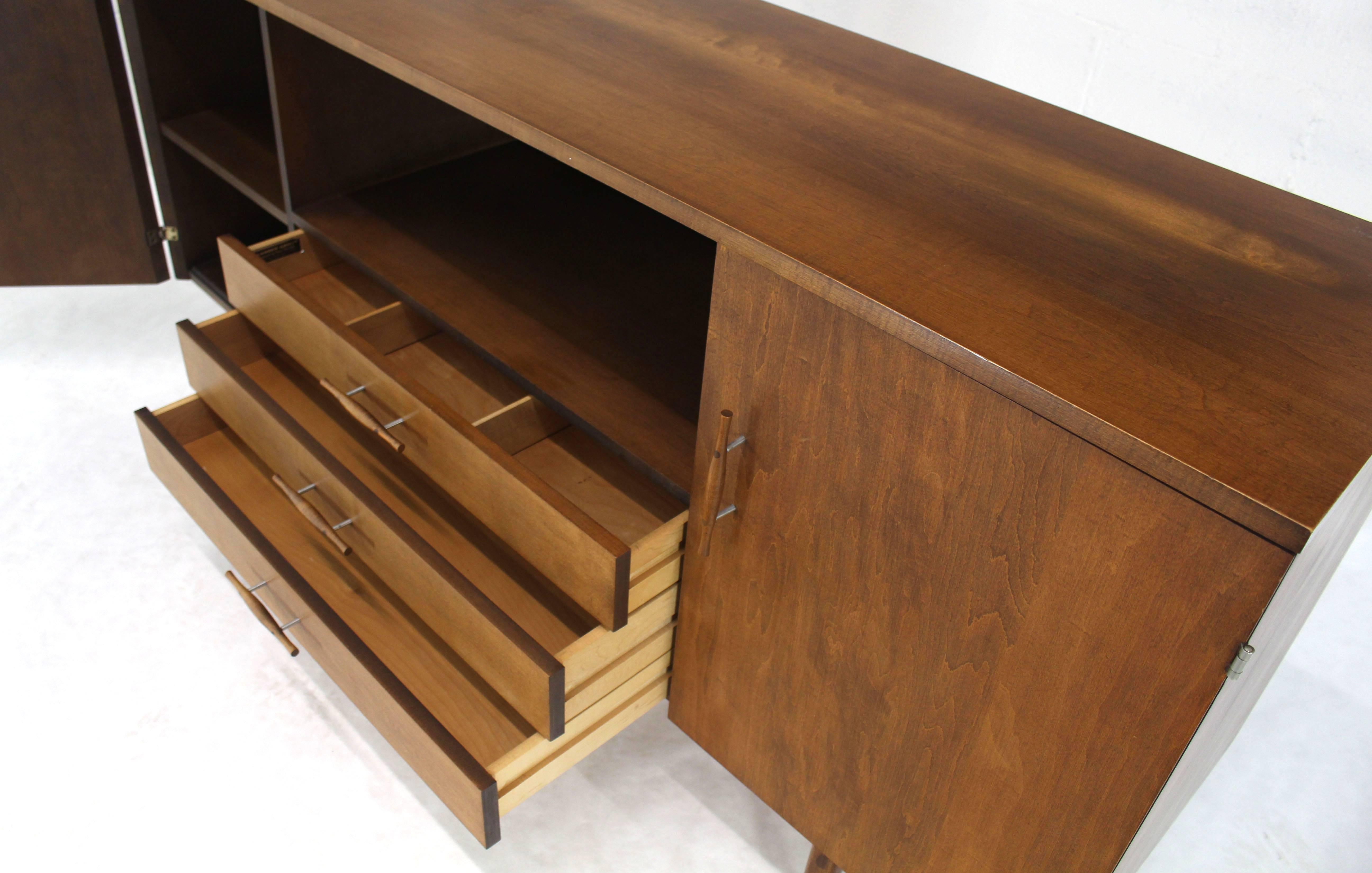 Solid Birch Planner Group Mid-Century Modern Credenza Long Dresser Paul McCobb For Sale 1